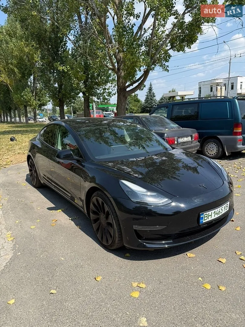 Tesla Model 3, 2023