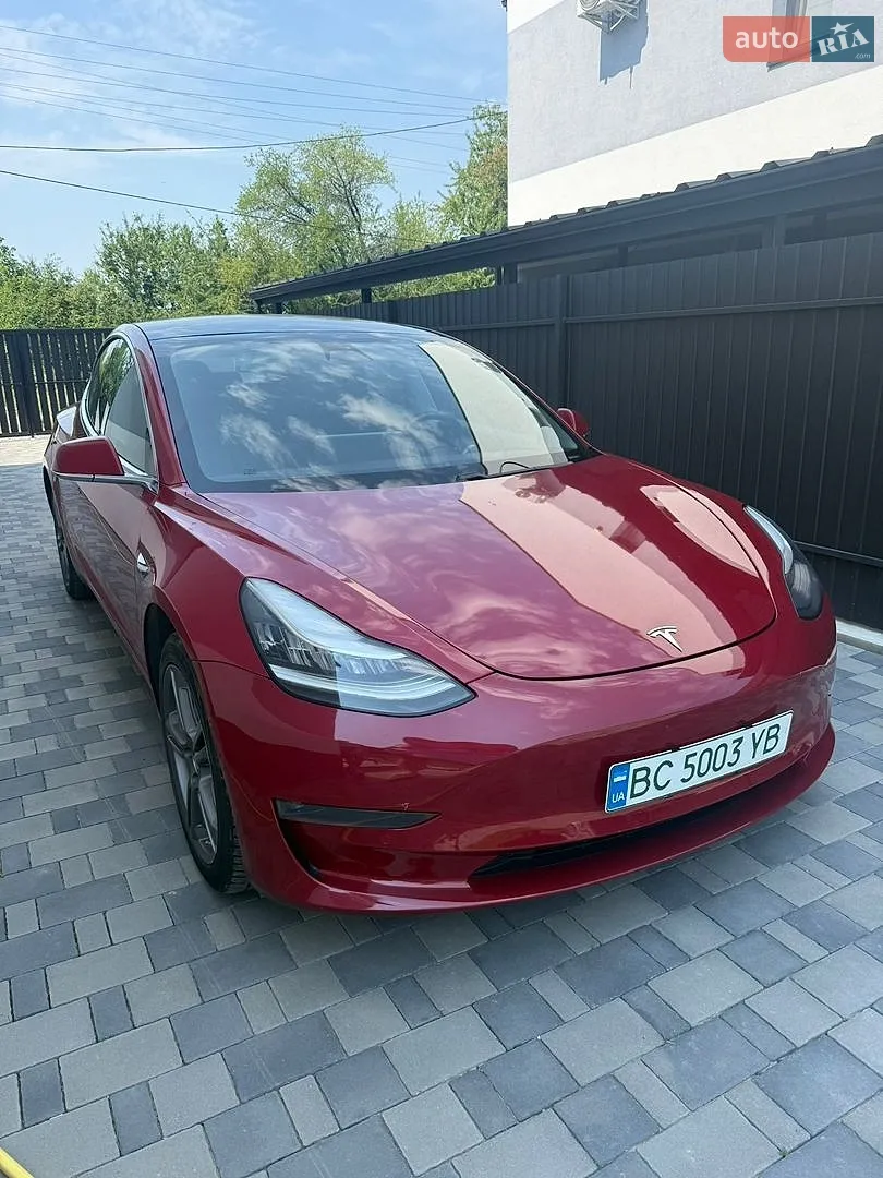 Tesla Model 3, 2019