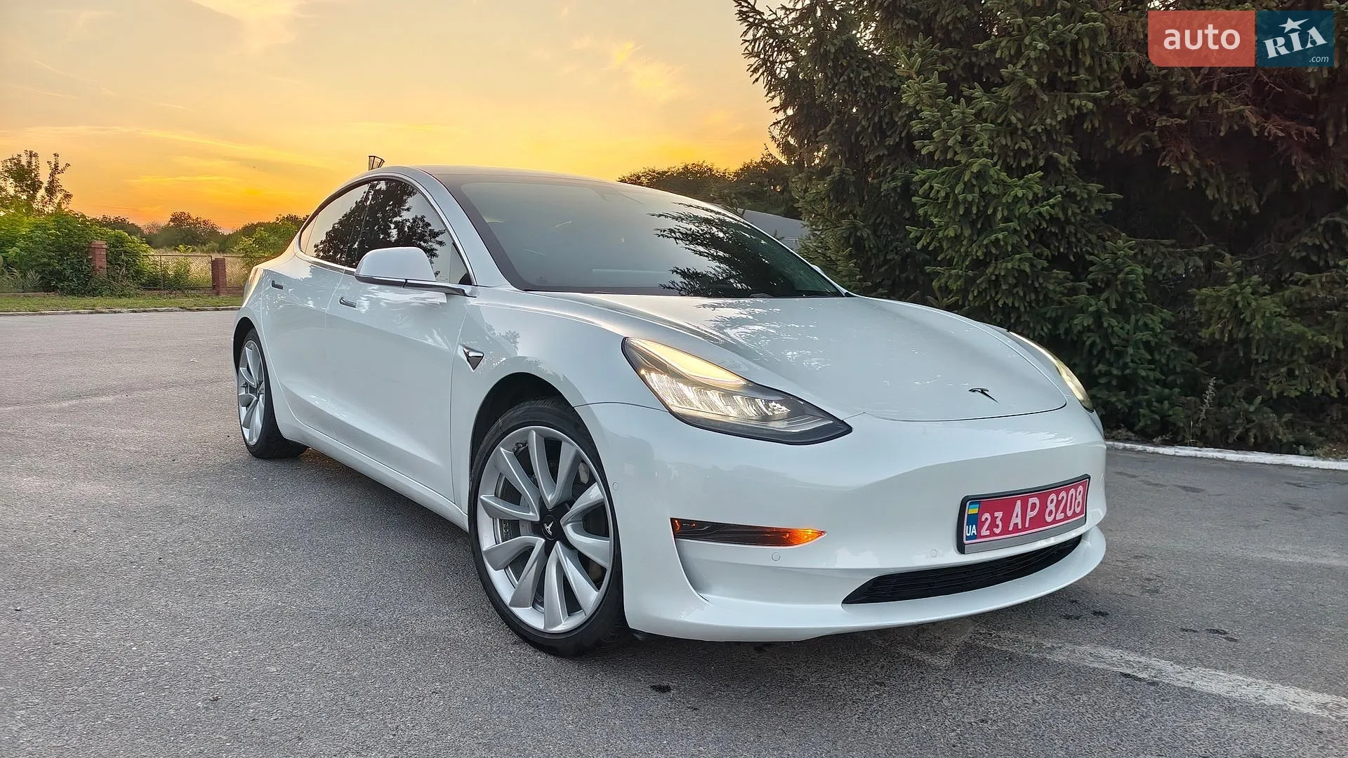 Tesla Model 3, 2020