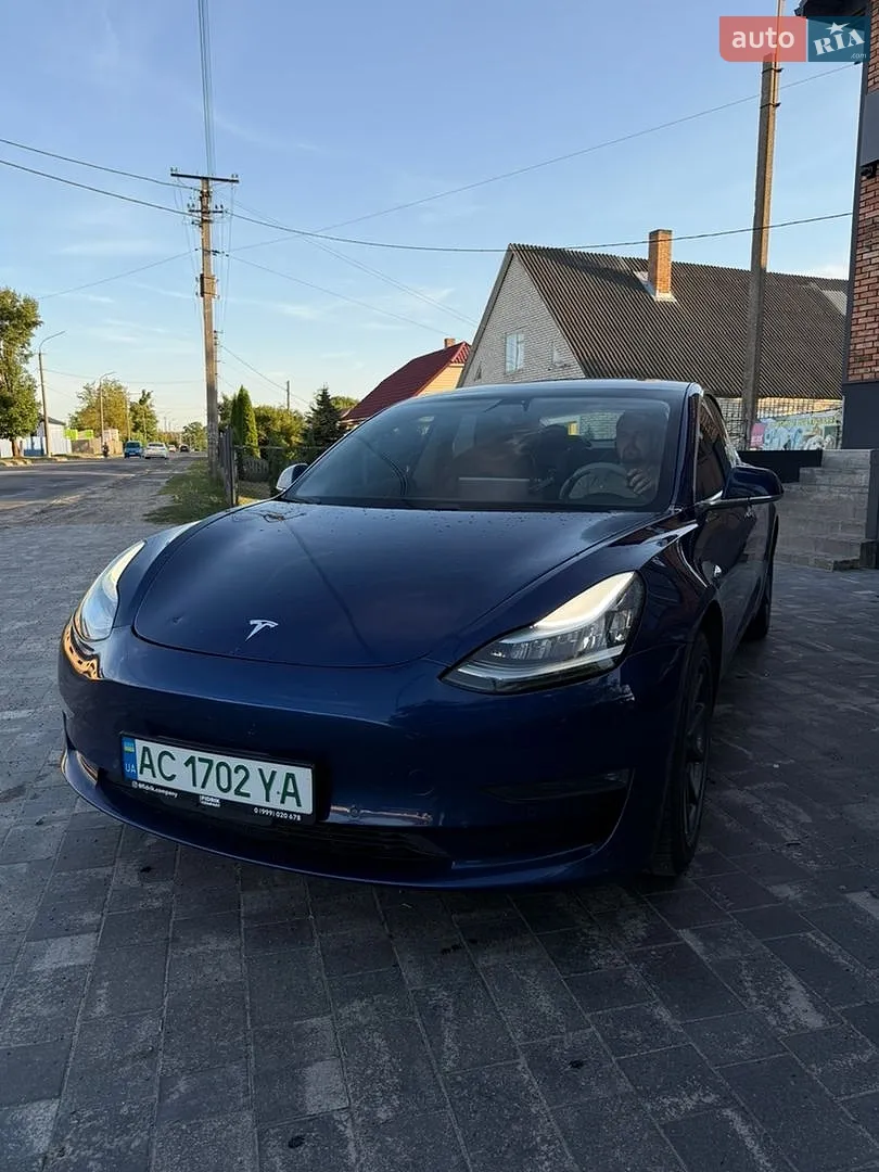 Tesla Model 3, 2019
