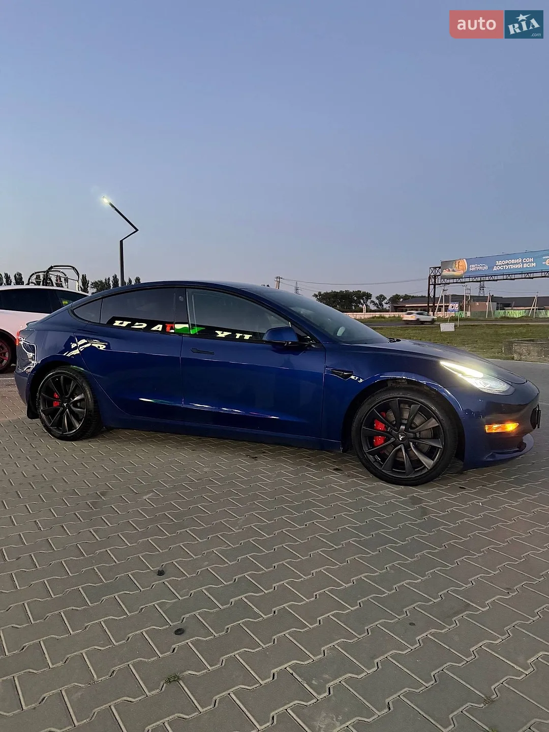 Tesla Model 3, 2021