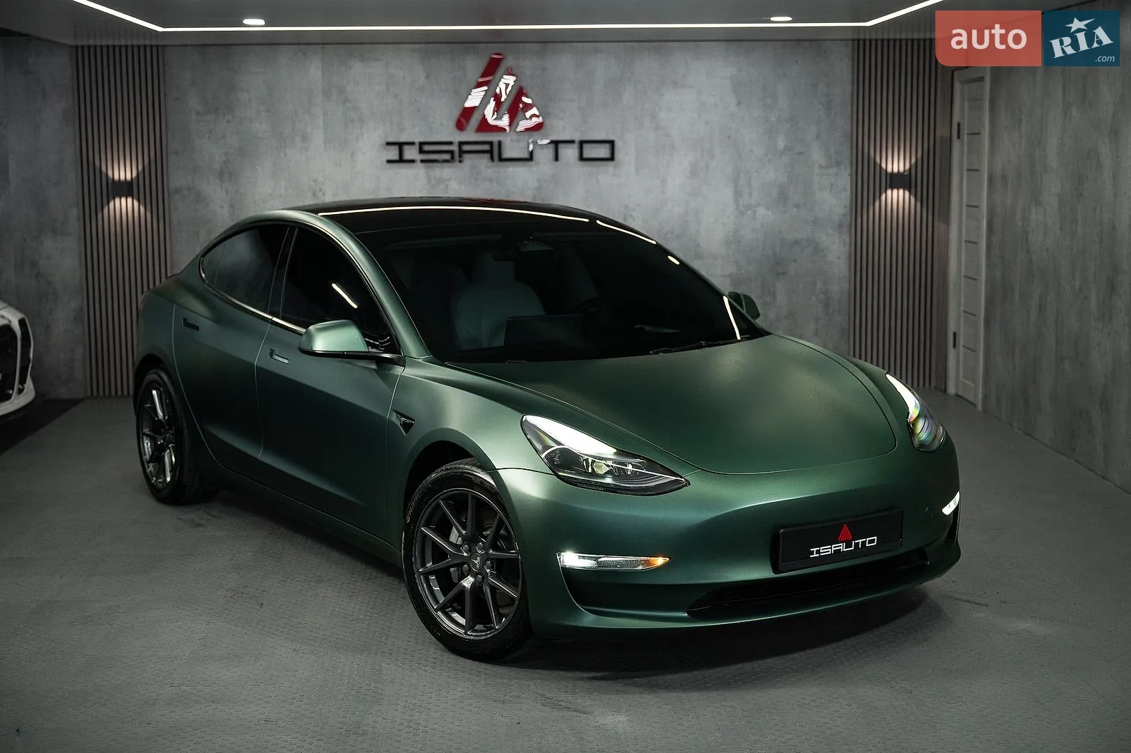 Tesla Model 3, 2023