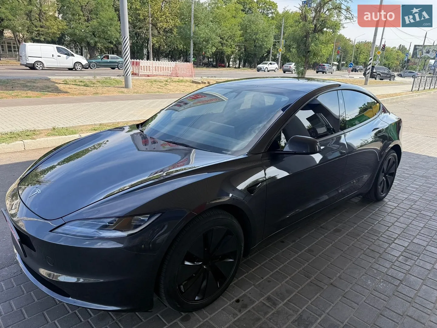 Tesla Model 3, 2024