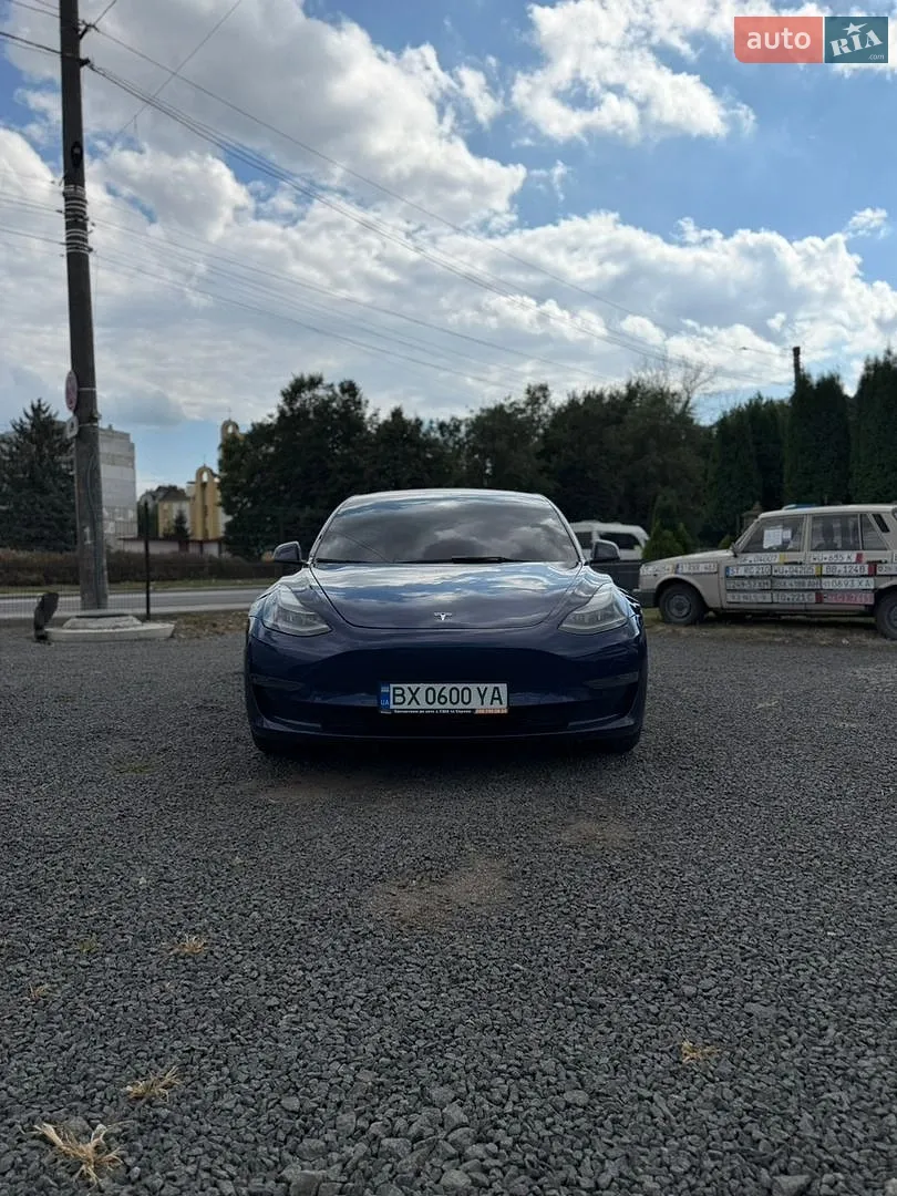 Tesla Model 3, 2022