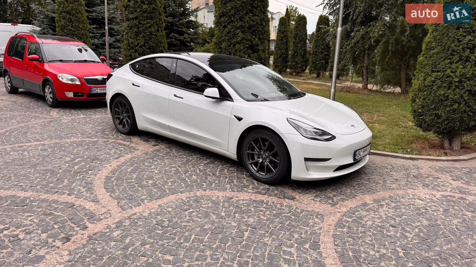 Tesla Model 3, 2020