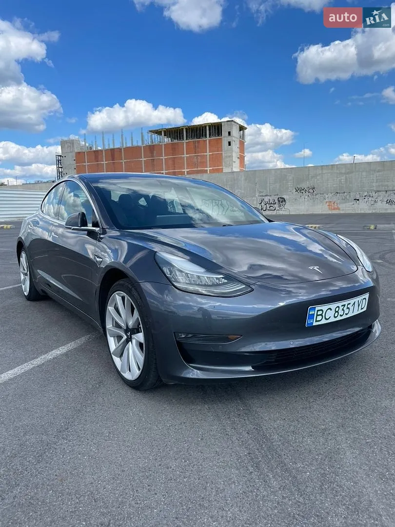 Tesla Model 3, 2018
