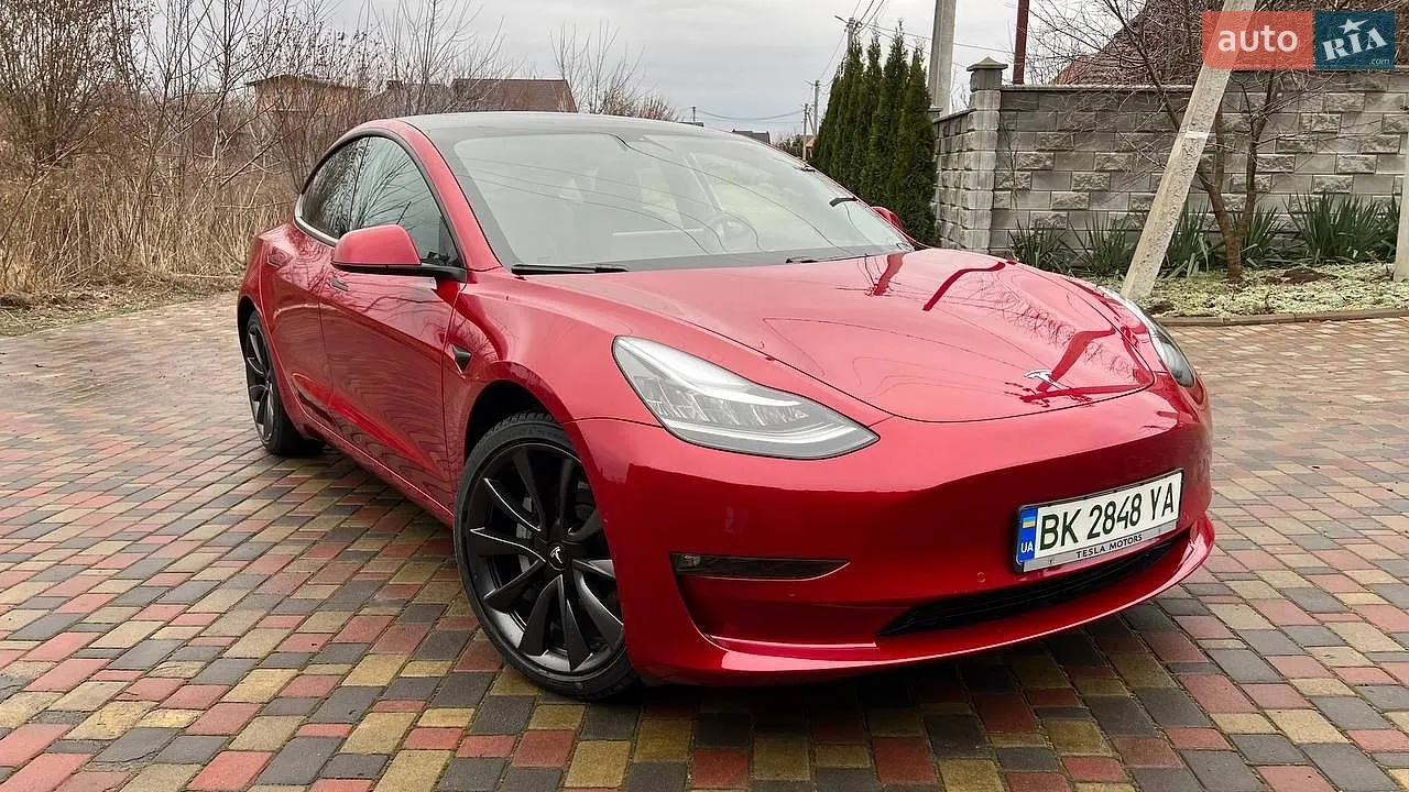 Tesla Model 3 2019 — 1