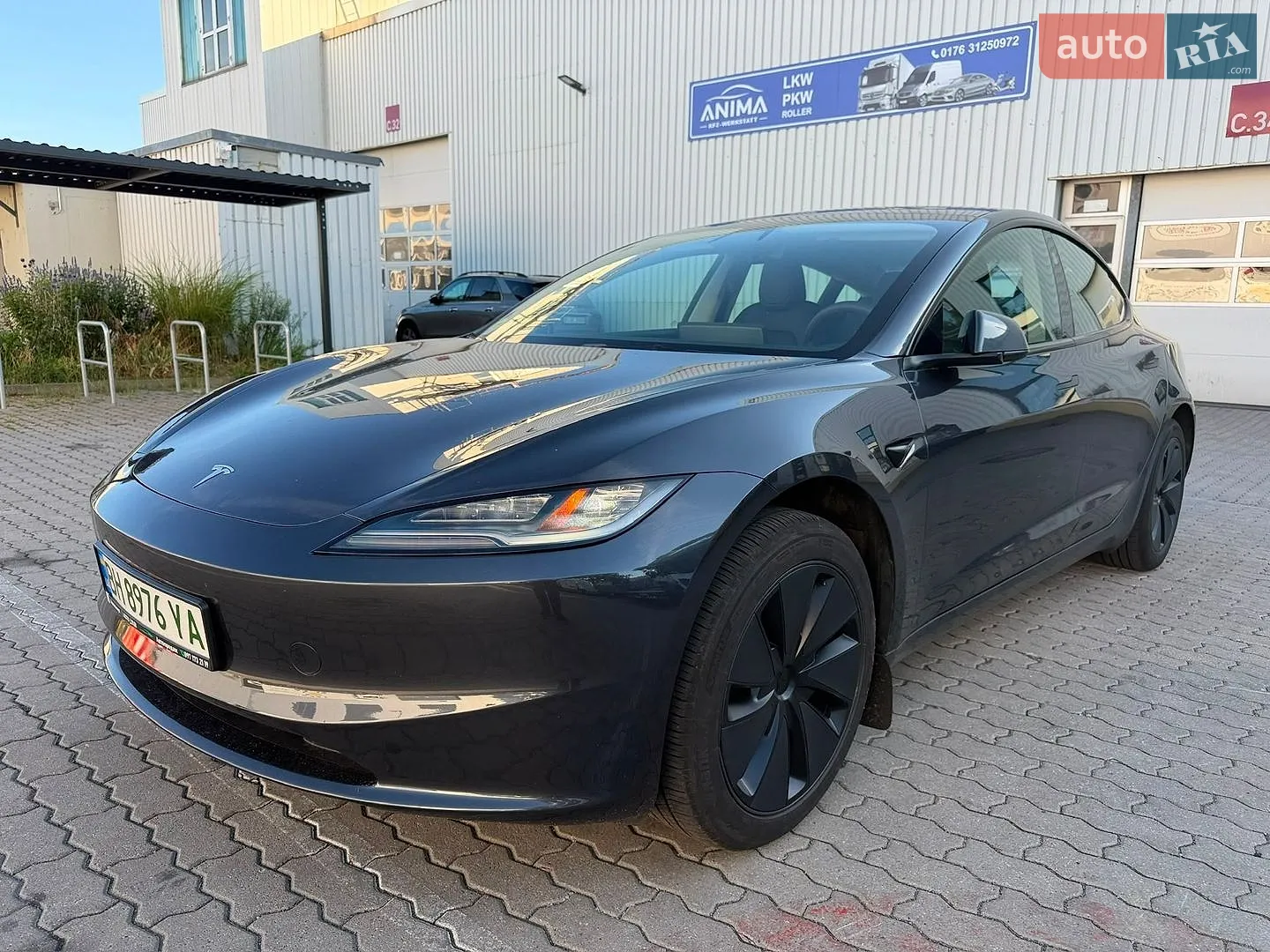 Tesla Model 3, 2024