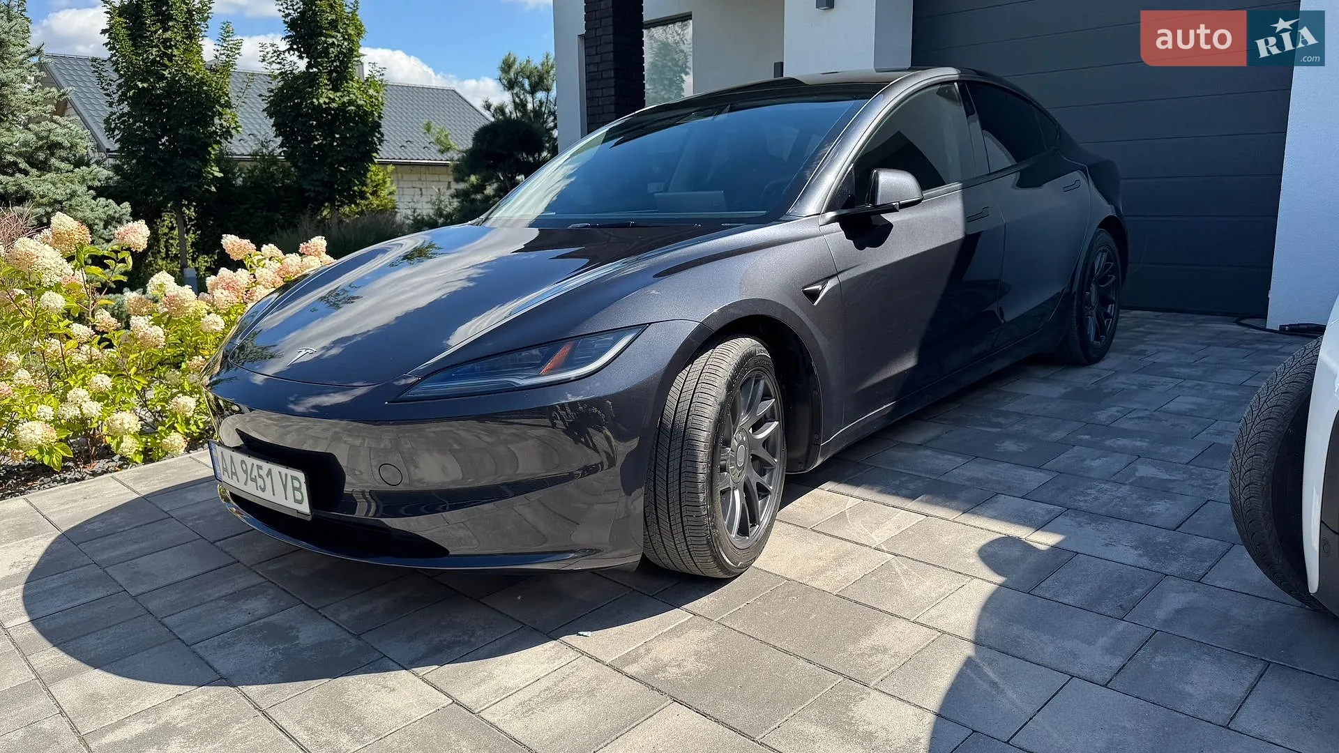 Tesla Model 3, 2024