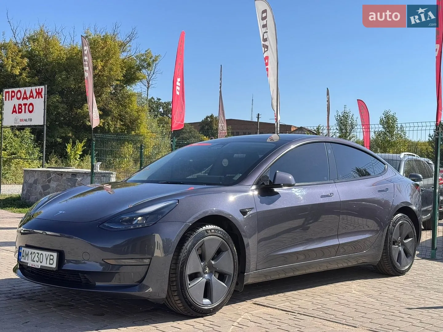 Tesla Model 3 2023 — 1