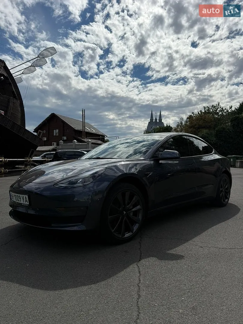 Tesla Model 3, 2021