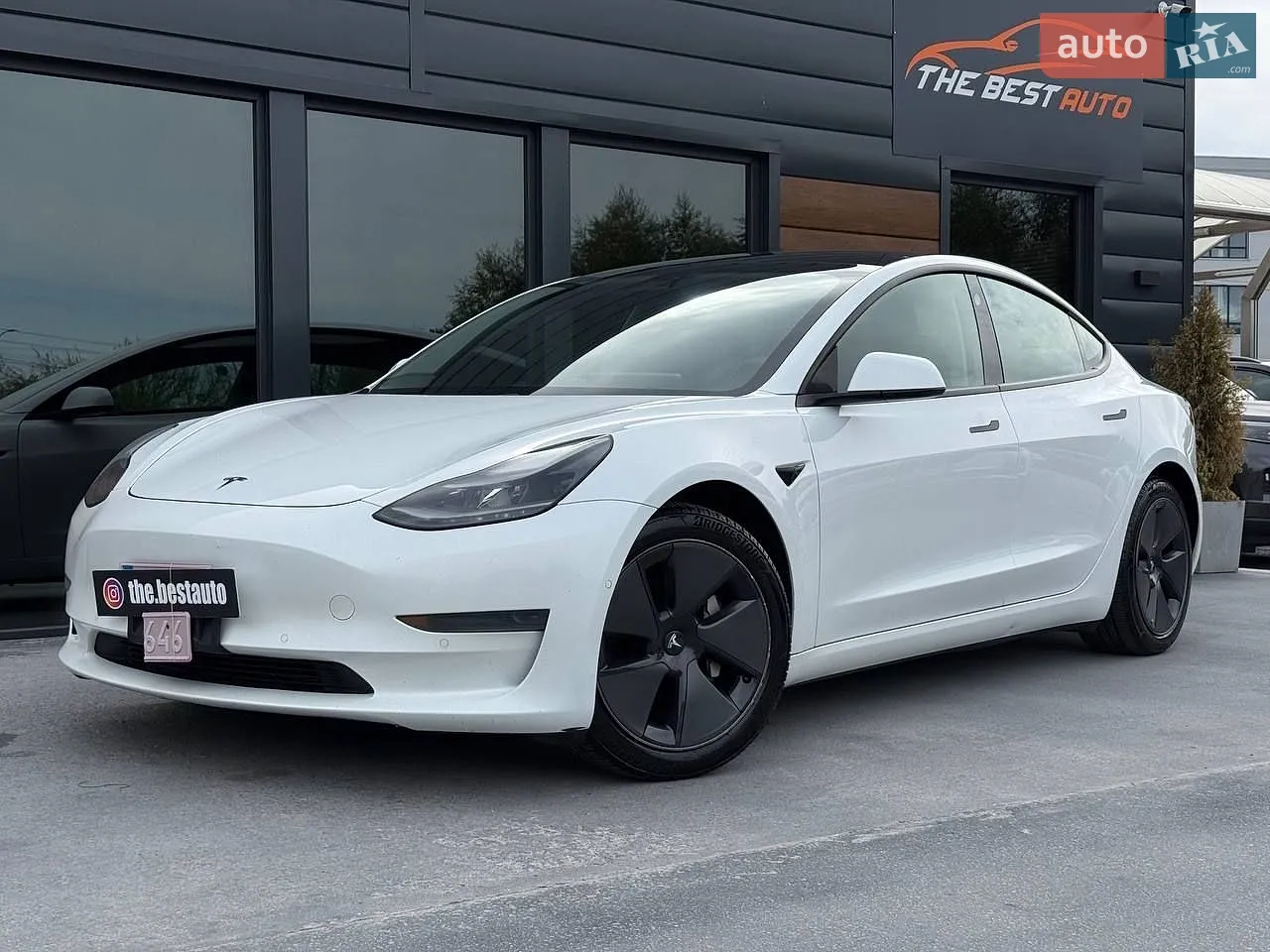 Tesla Model 3, 2021