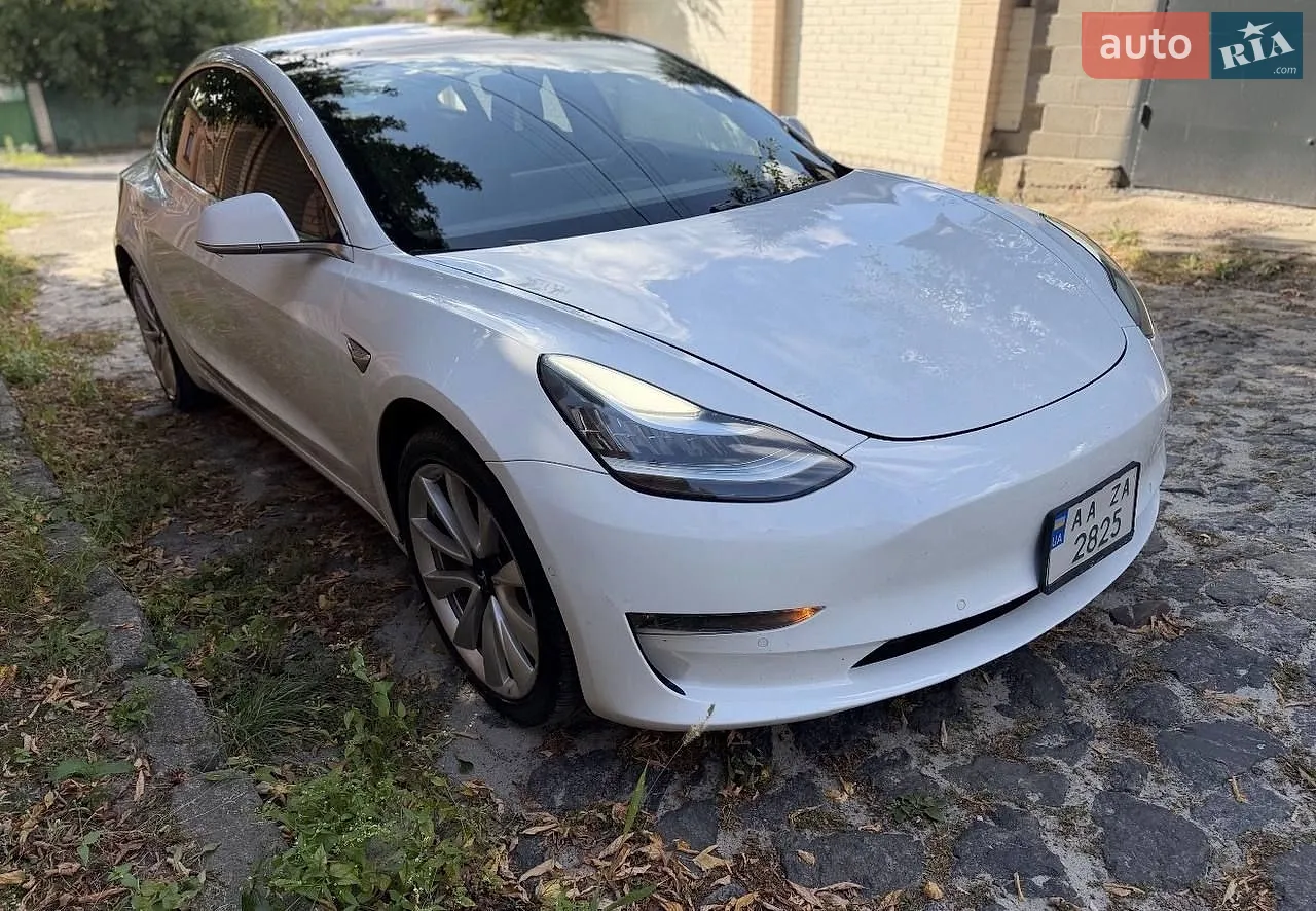 Tesla Model 3, 2018