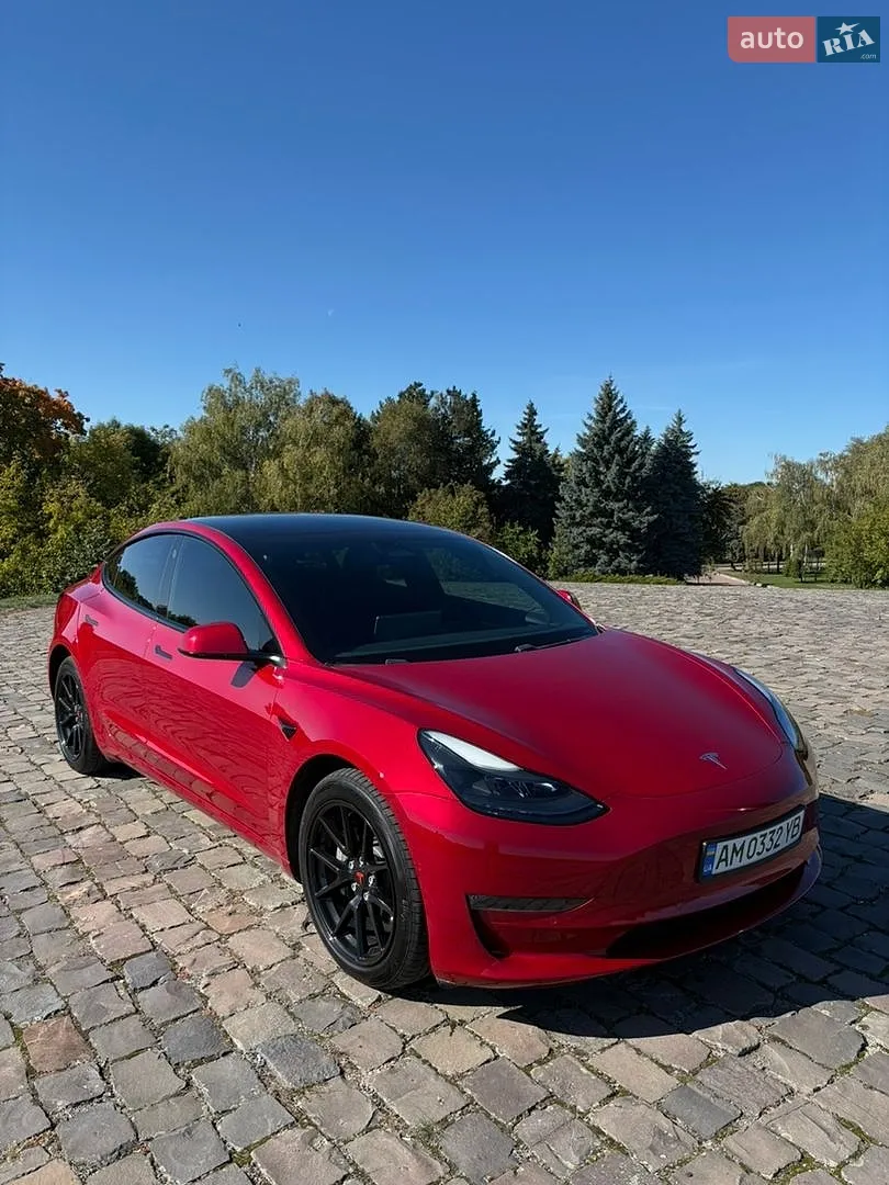 Tesla Model 3, 2021