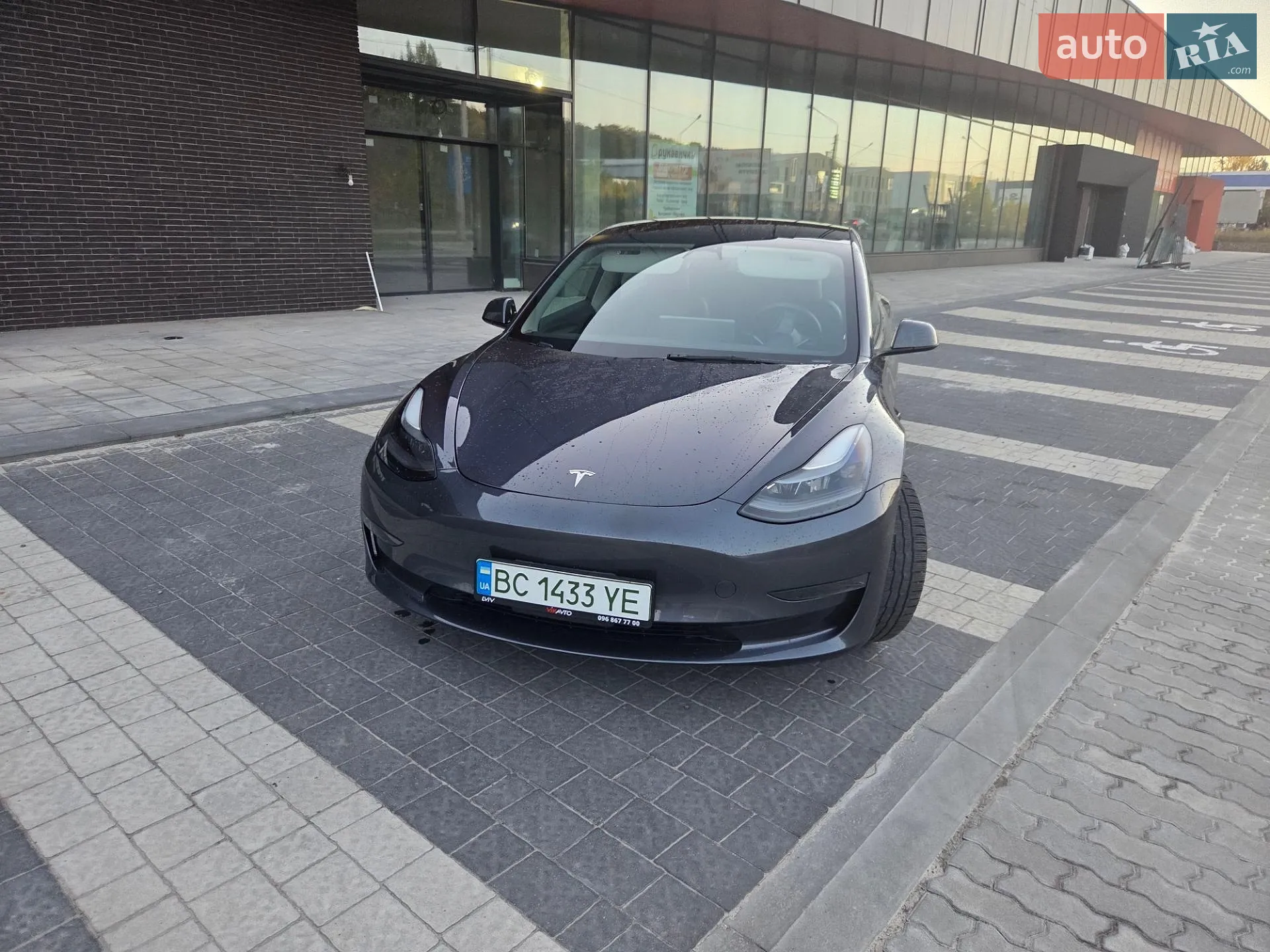 Tesla Model 3, 2023