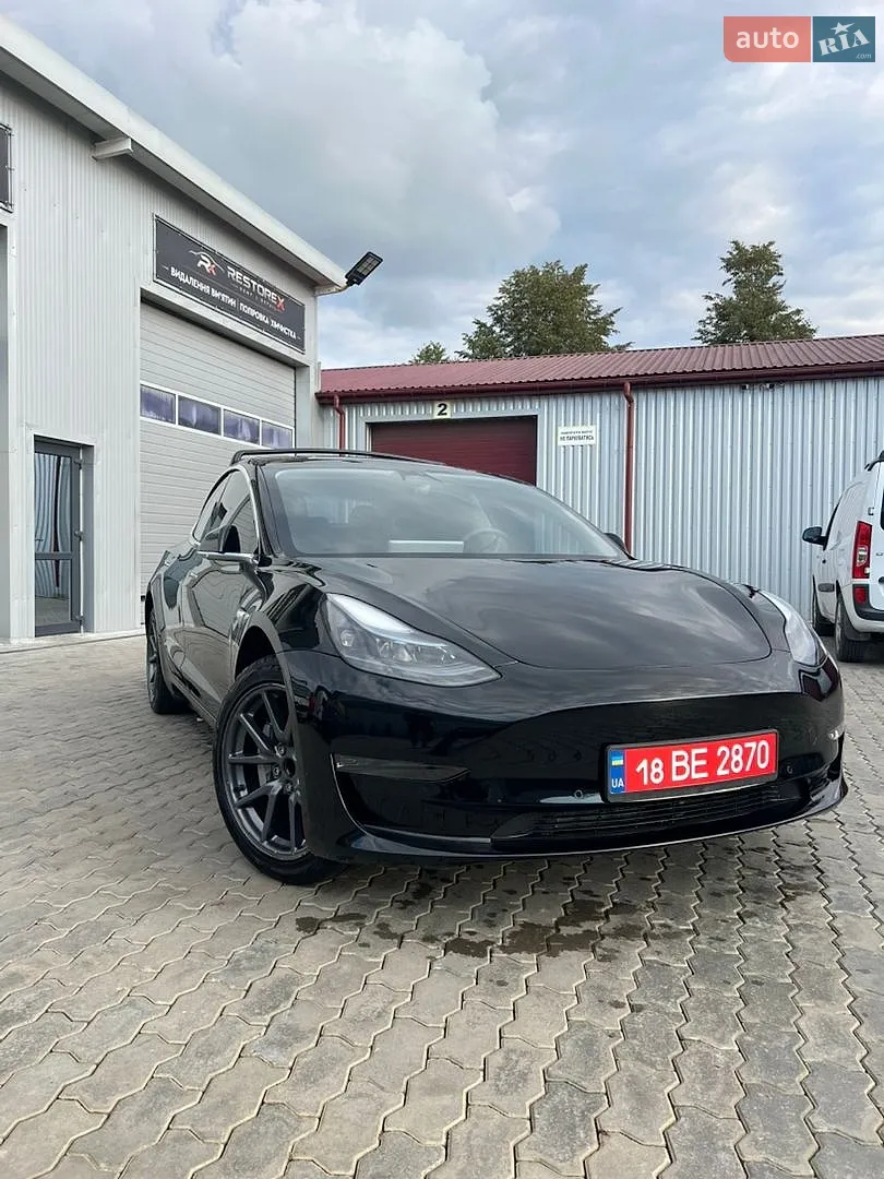 Tesla Model 3, 2019