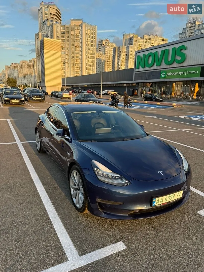 Tesla Model 3, 2018