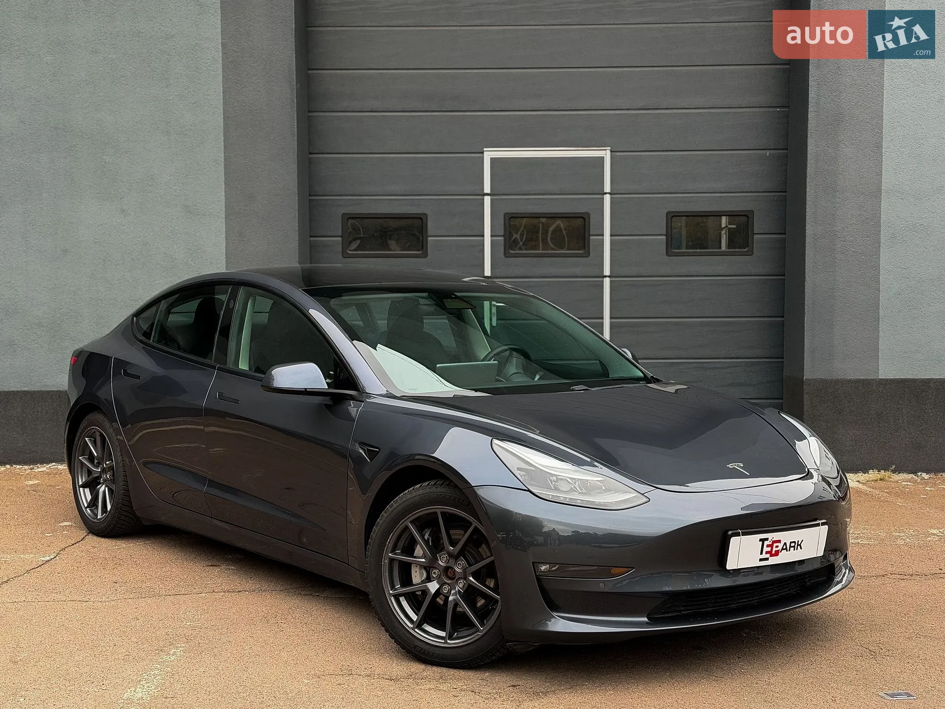 Tesla Model 3, 2021