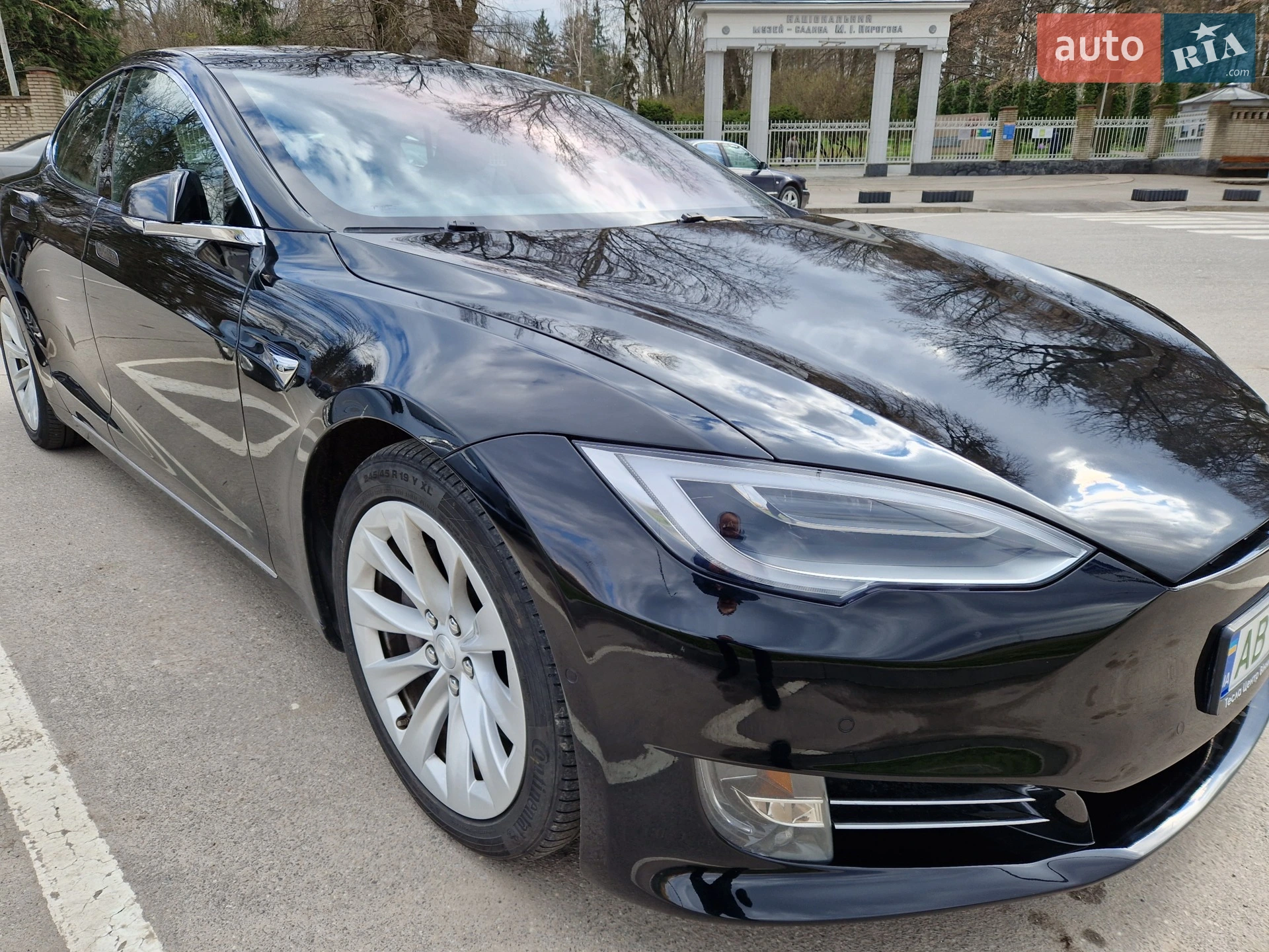 Tesla Model S, 2017