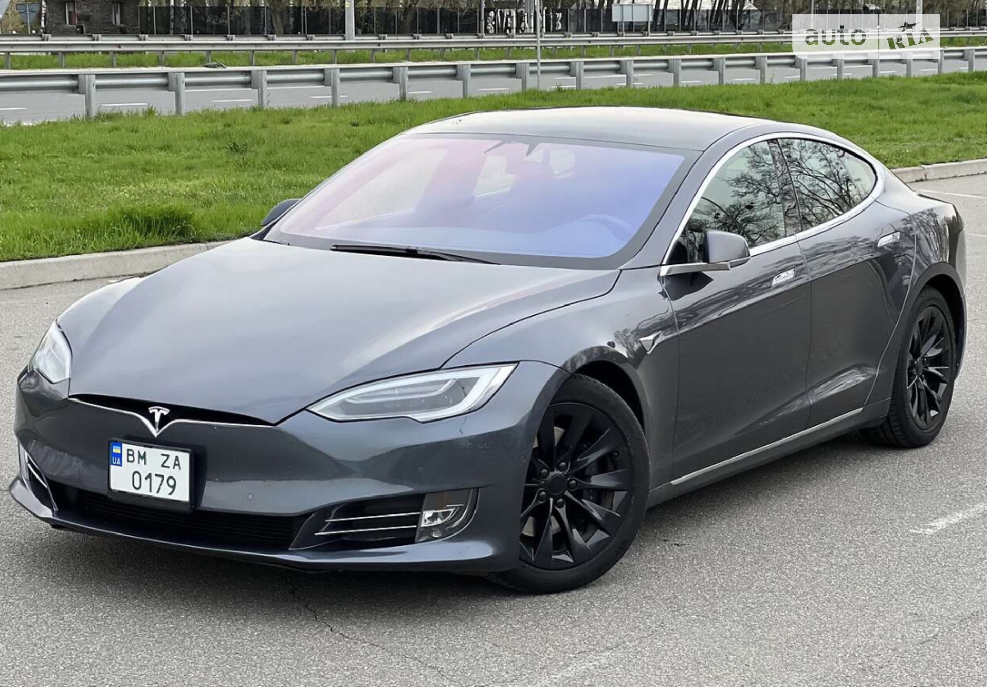 Tesla Model S, 2018