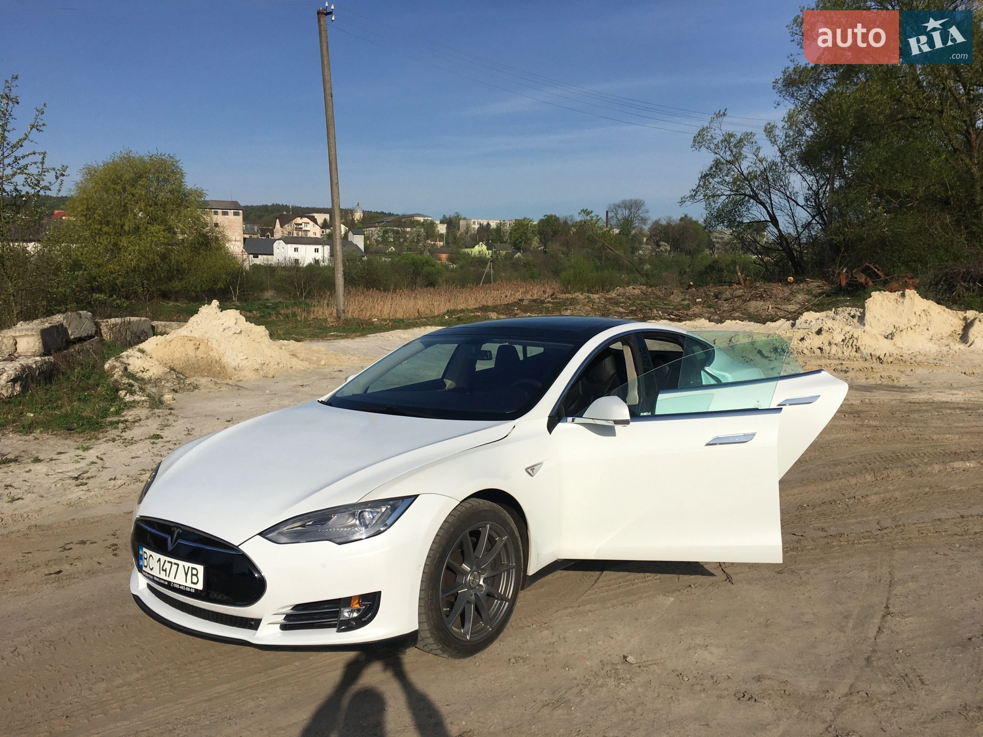 Tesla Model S, 2014