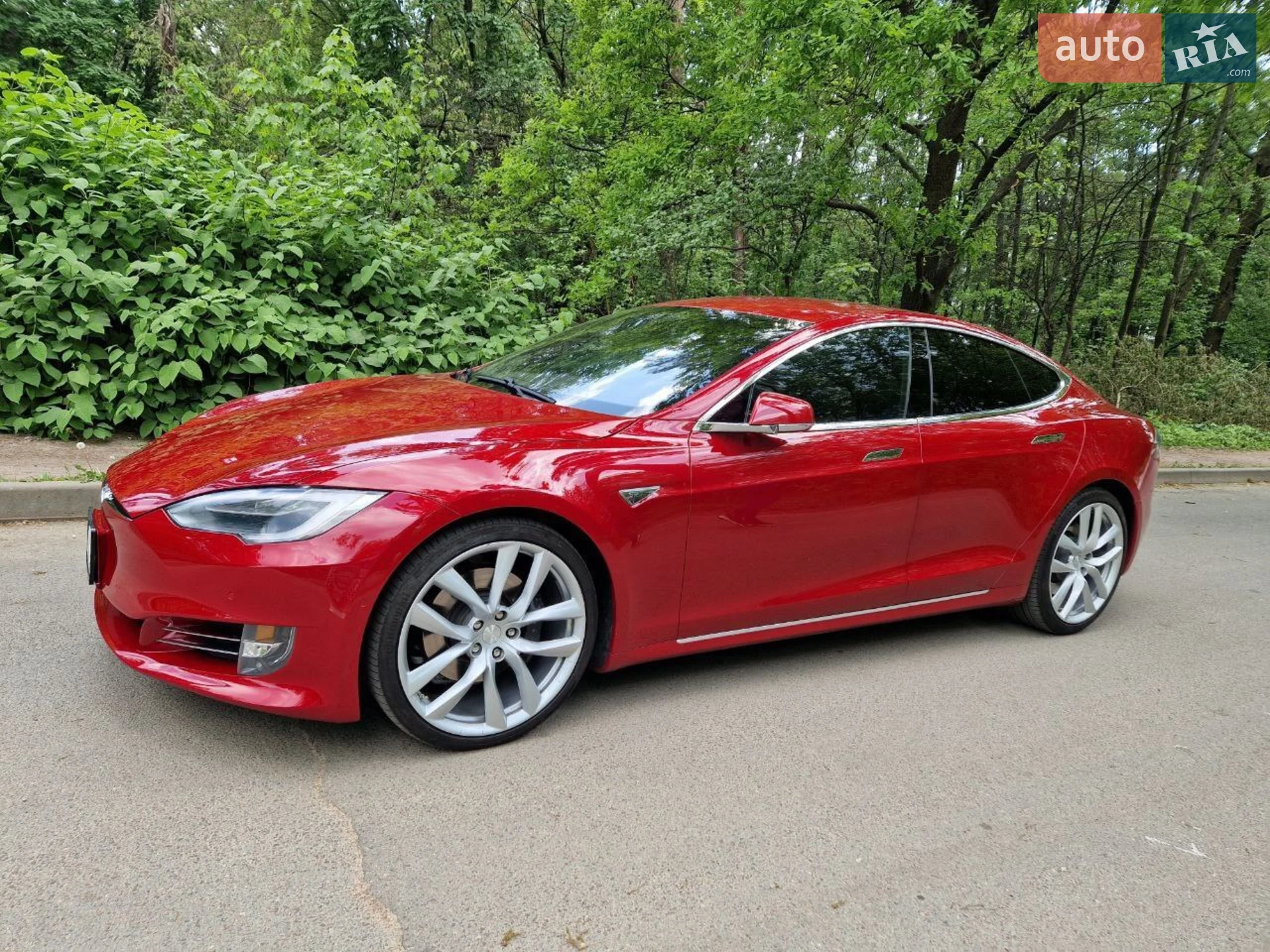 Tesla Model S, 2016