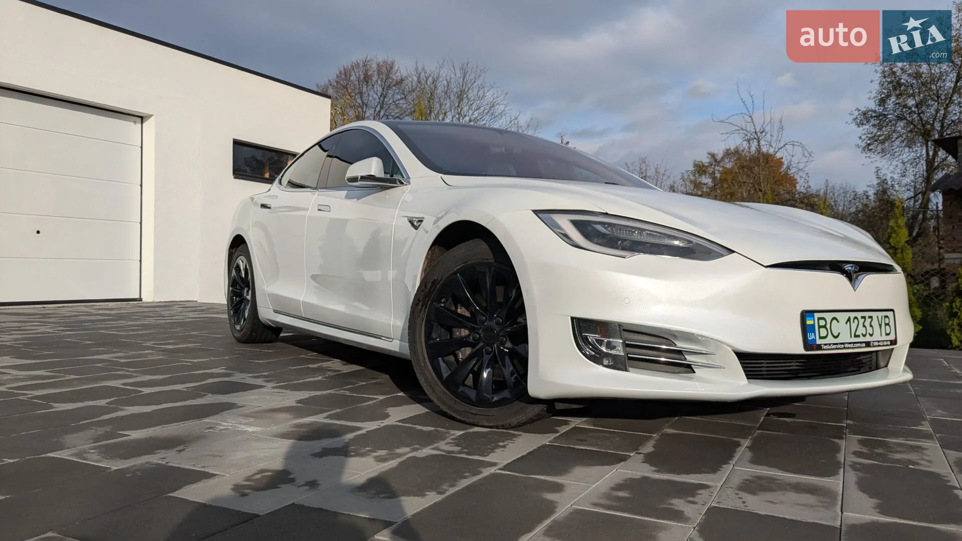 Tesla Model S, 2019