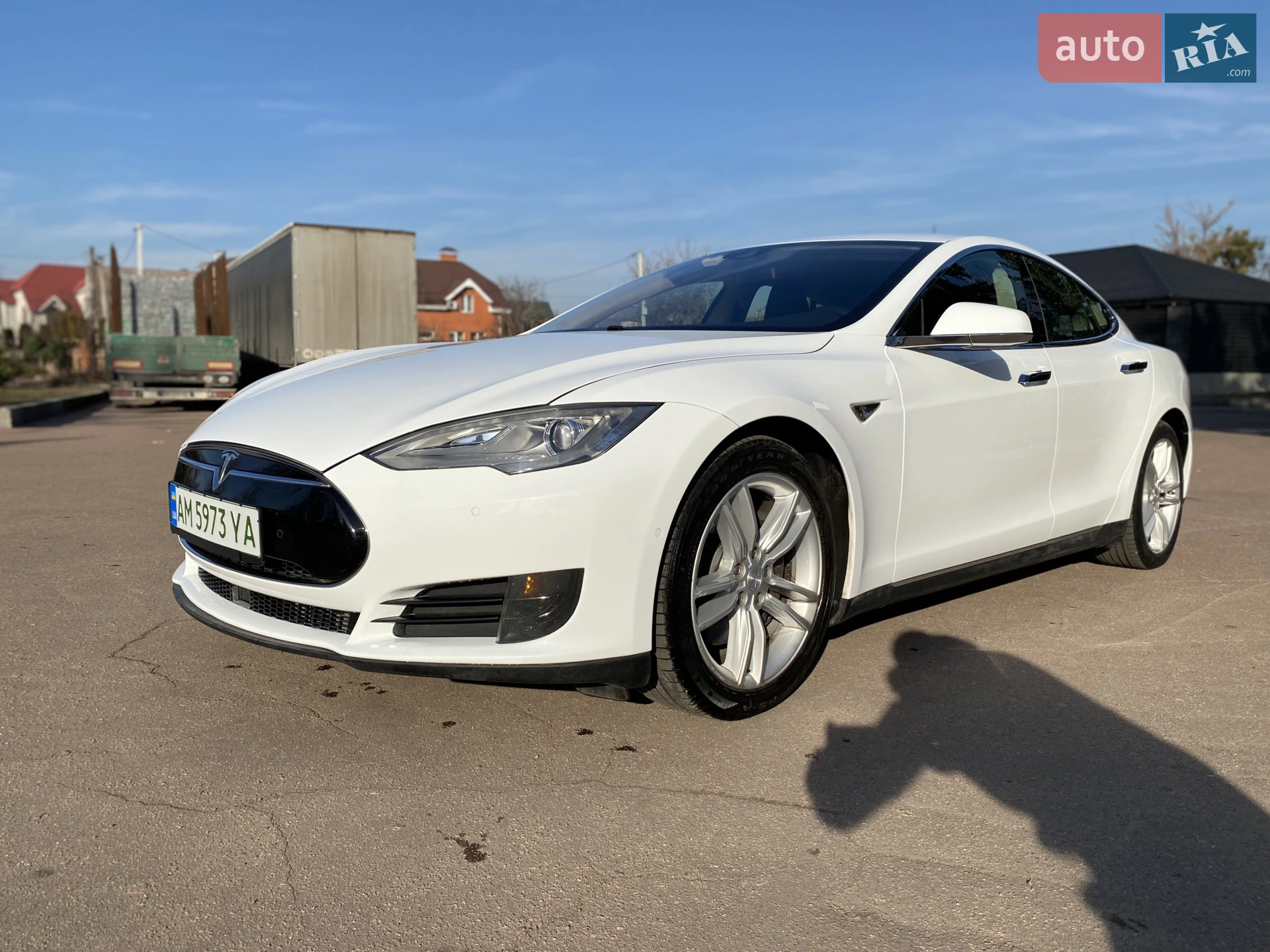 Tesla Model S, 2016
