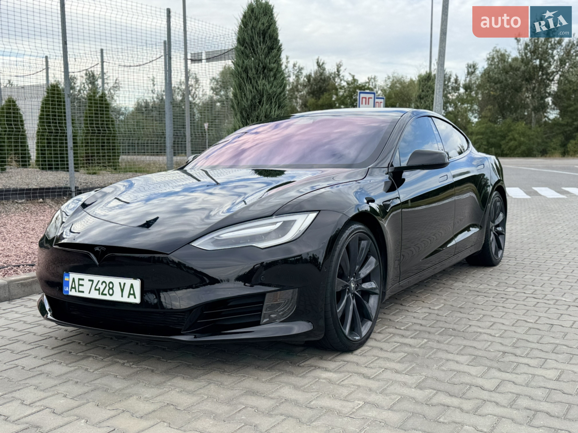 Tesla Model S, 2019