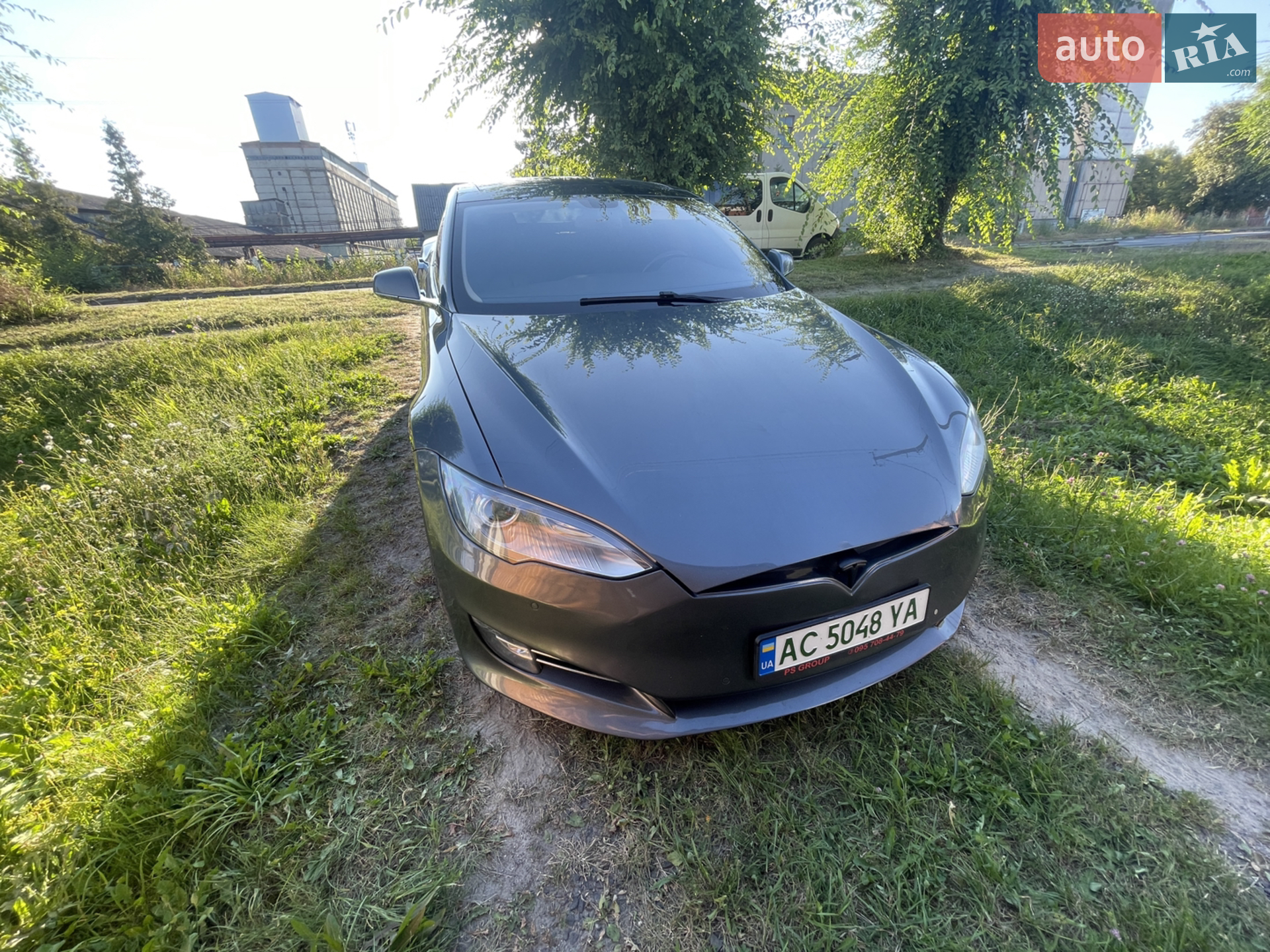 Tesla Model S, 2013