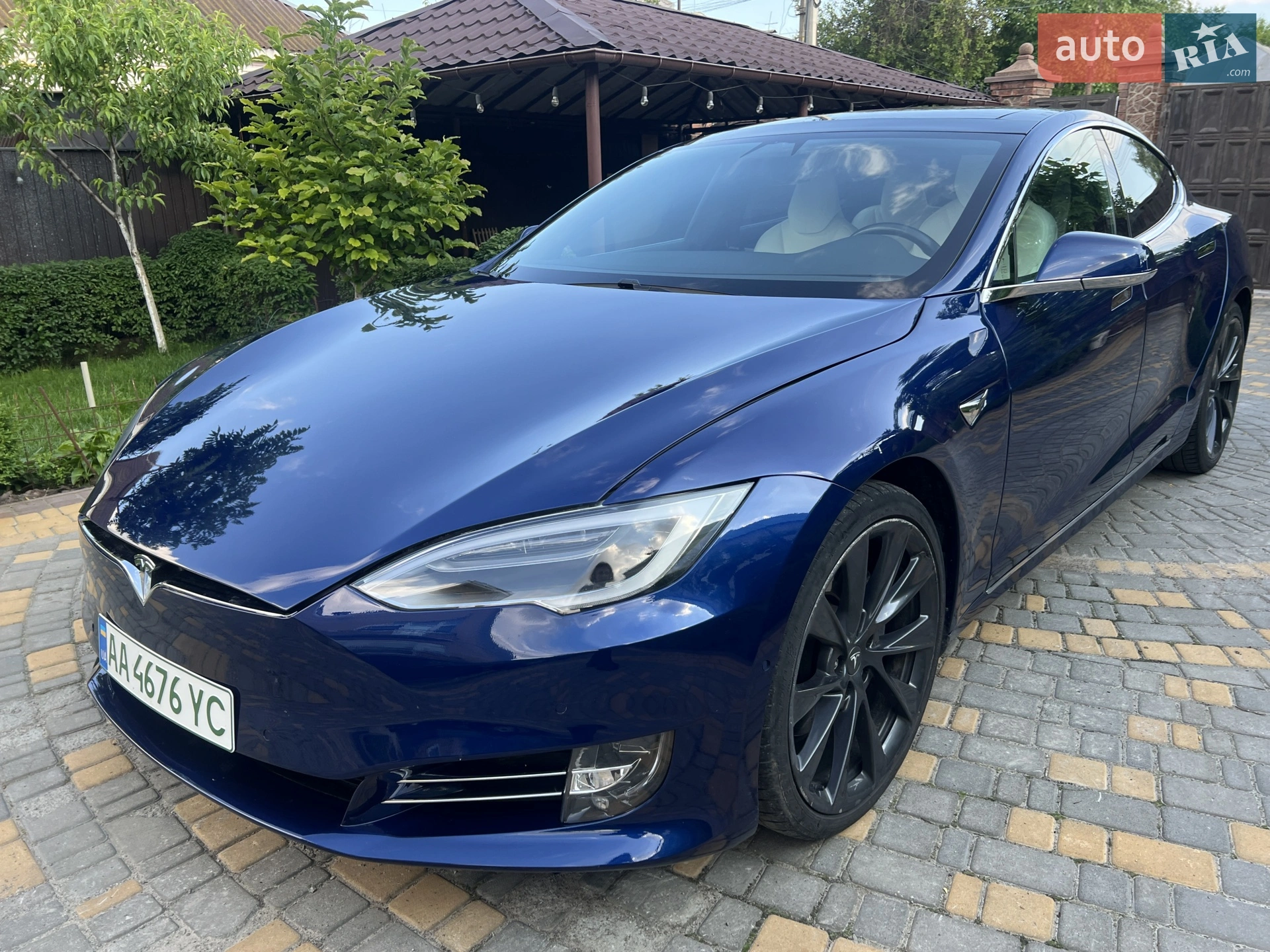 Tesla Model S, 2018