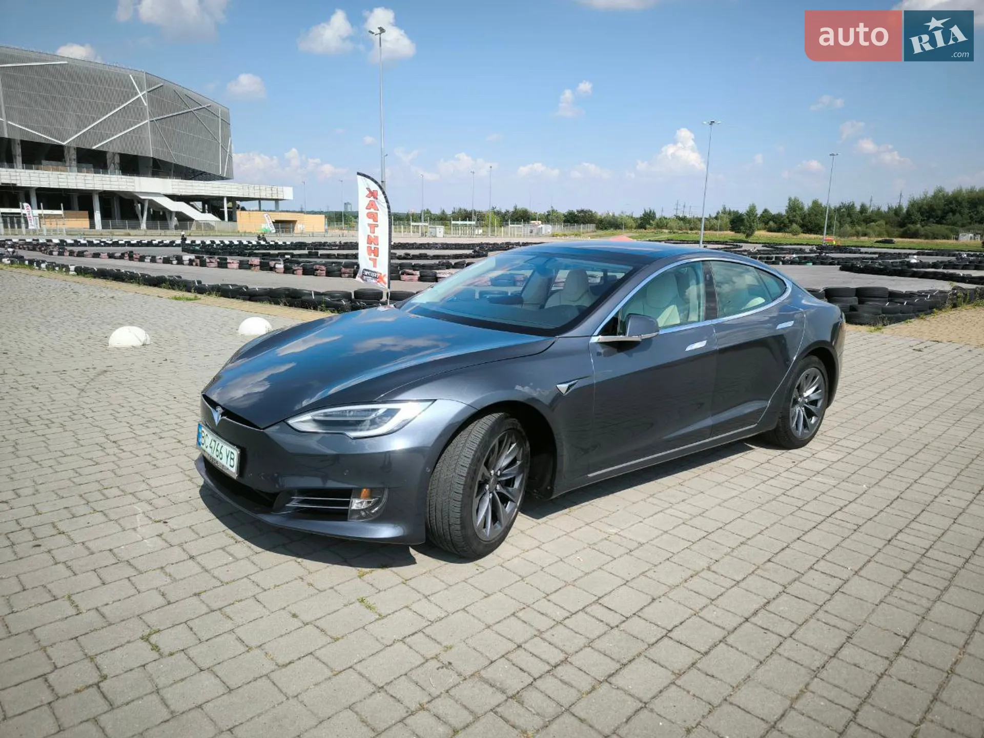 Tesla Model S, 2017