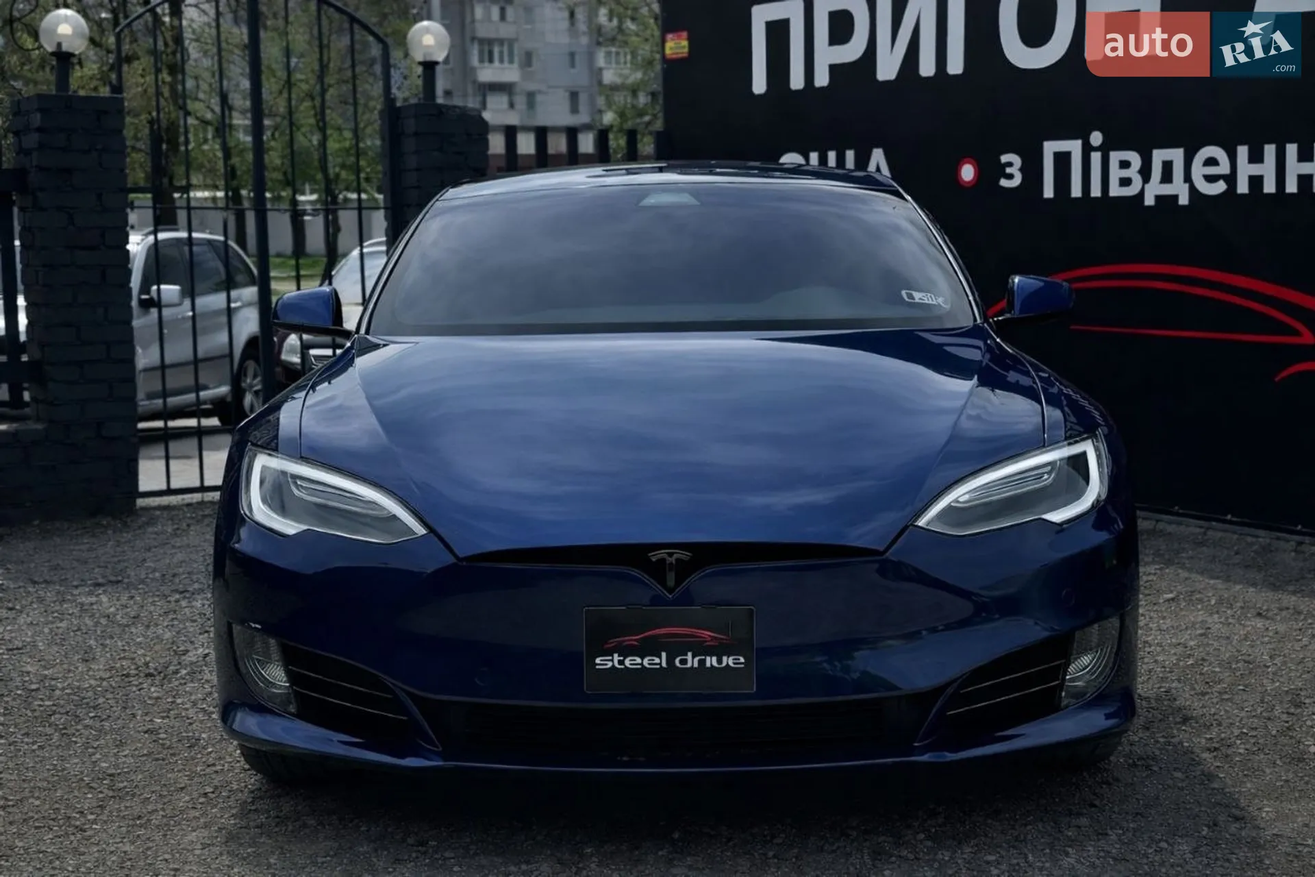 Tesla Model S, 2017