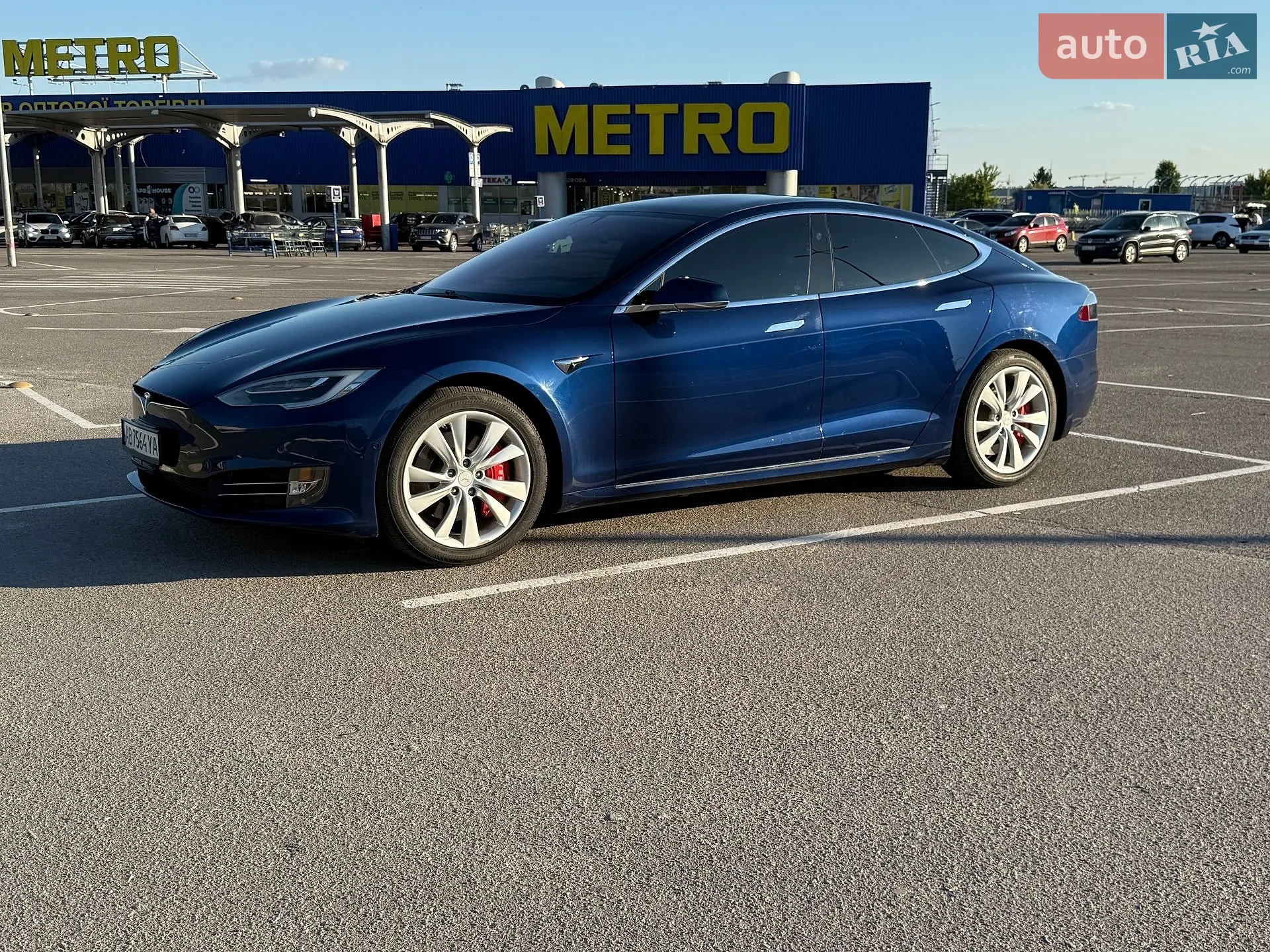 Tesla Model S, 2018