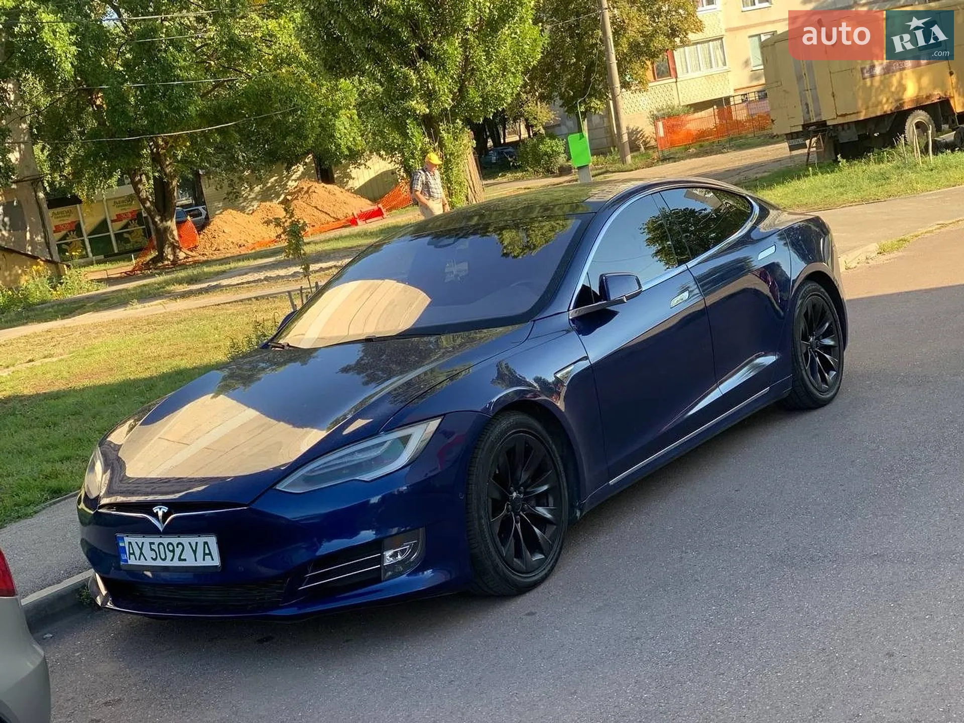 Tesla Model S, 2016