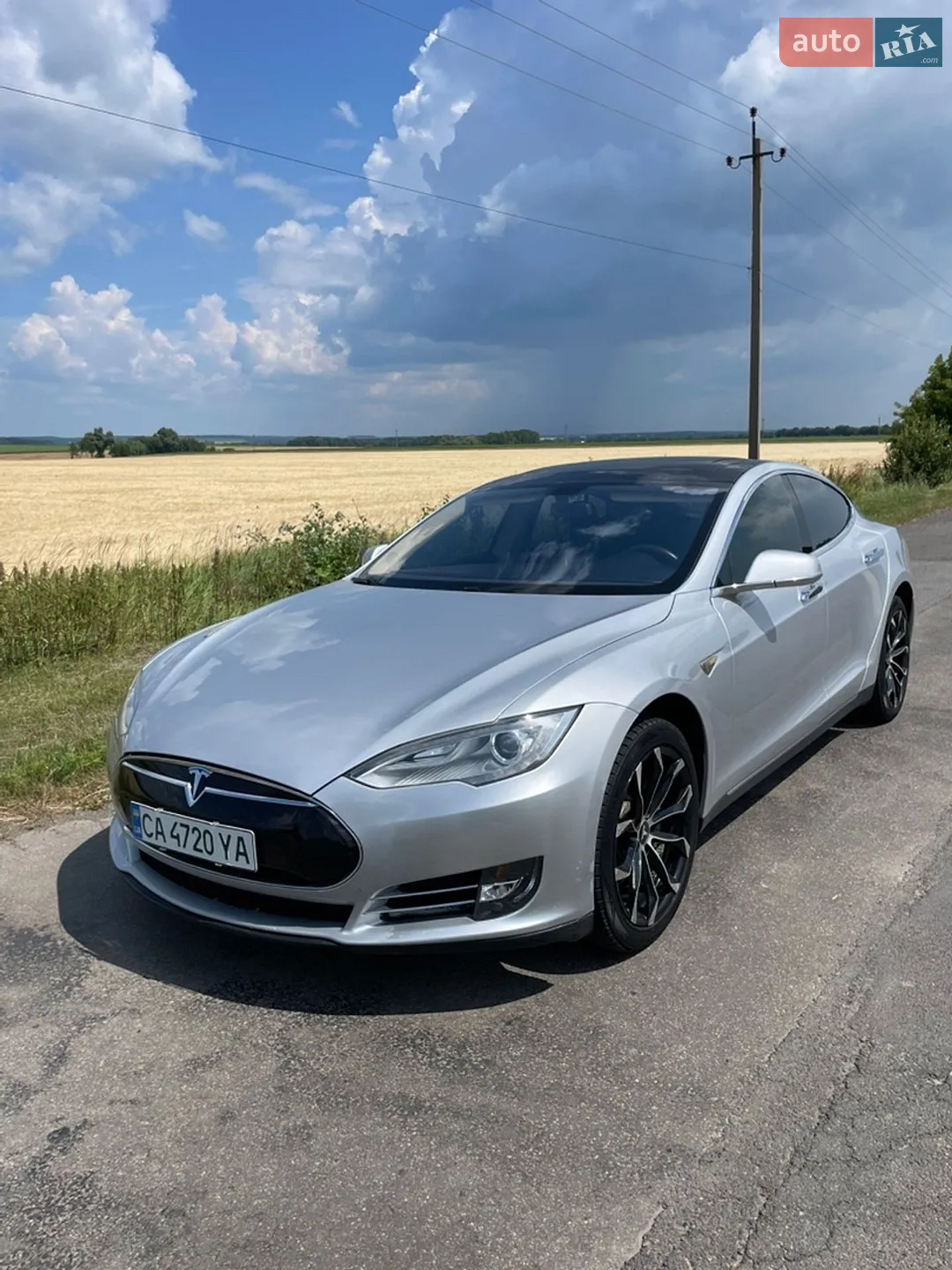 Tesla Model S, 2013