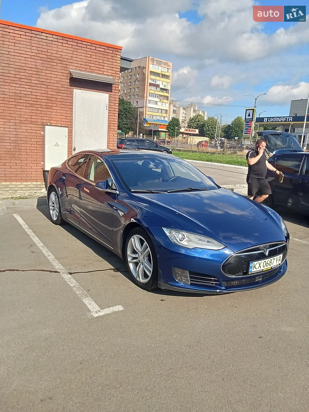 Tesla Model S, 2015