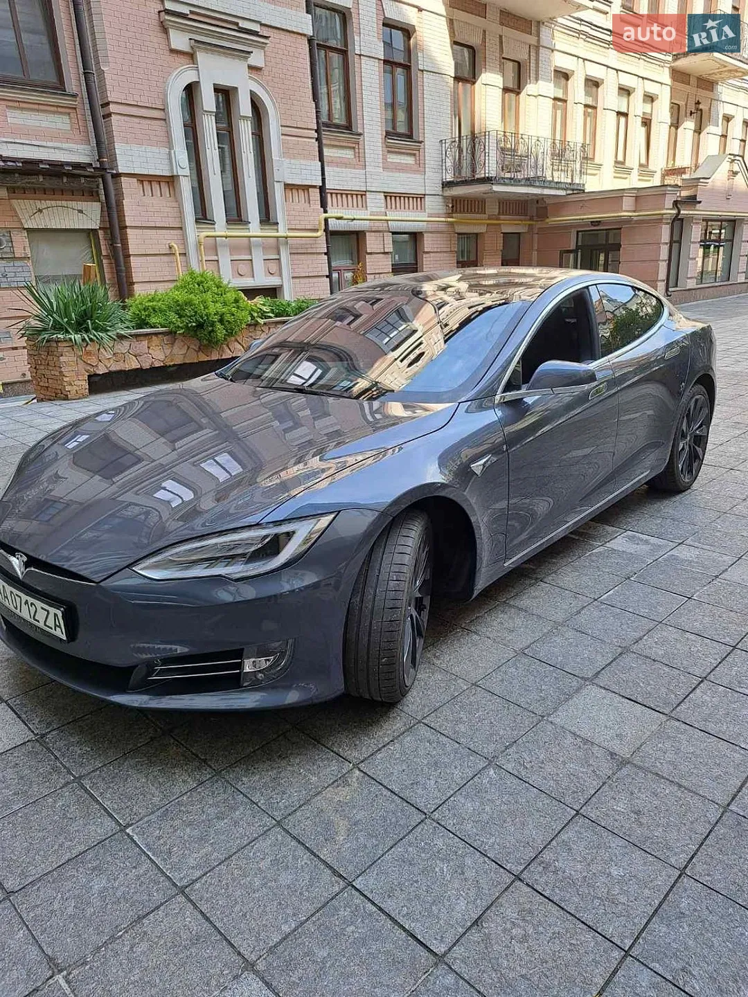 Tesla Model S, 2020
