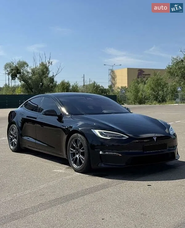 Tesla Model S, 2021