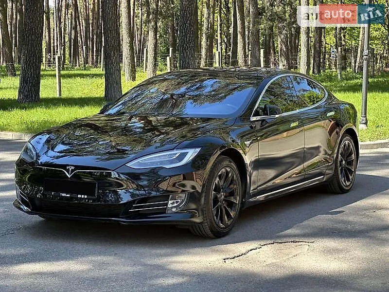 Tesla Model S, 2019
