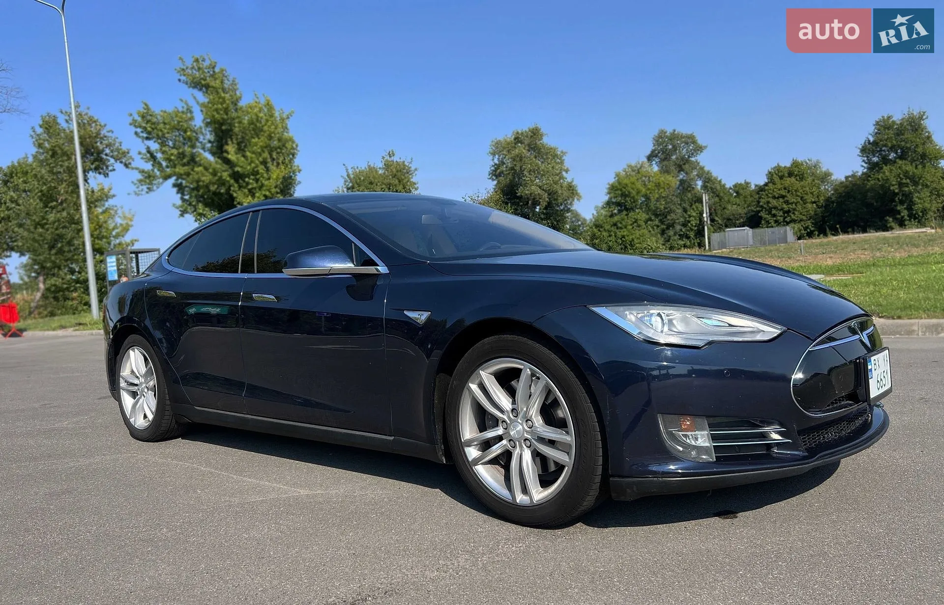 Tesla Model S, 2014