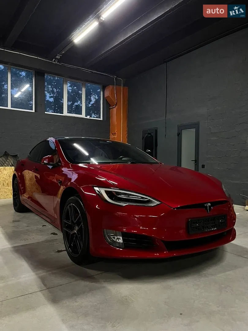 Tesla Model S, 2019