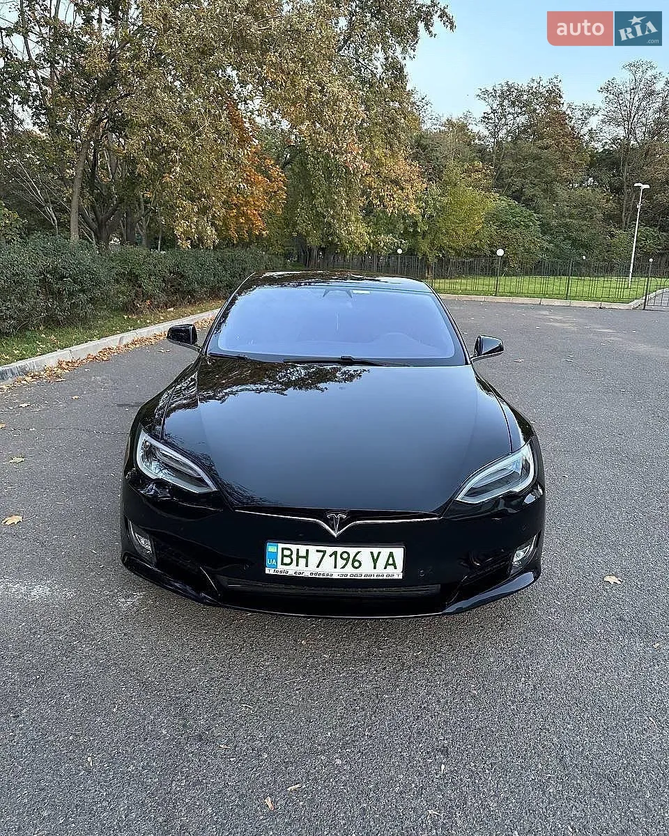 Tesla Model S, 2017