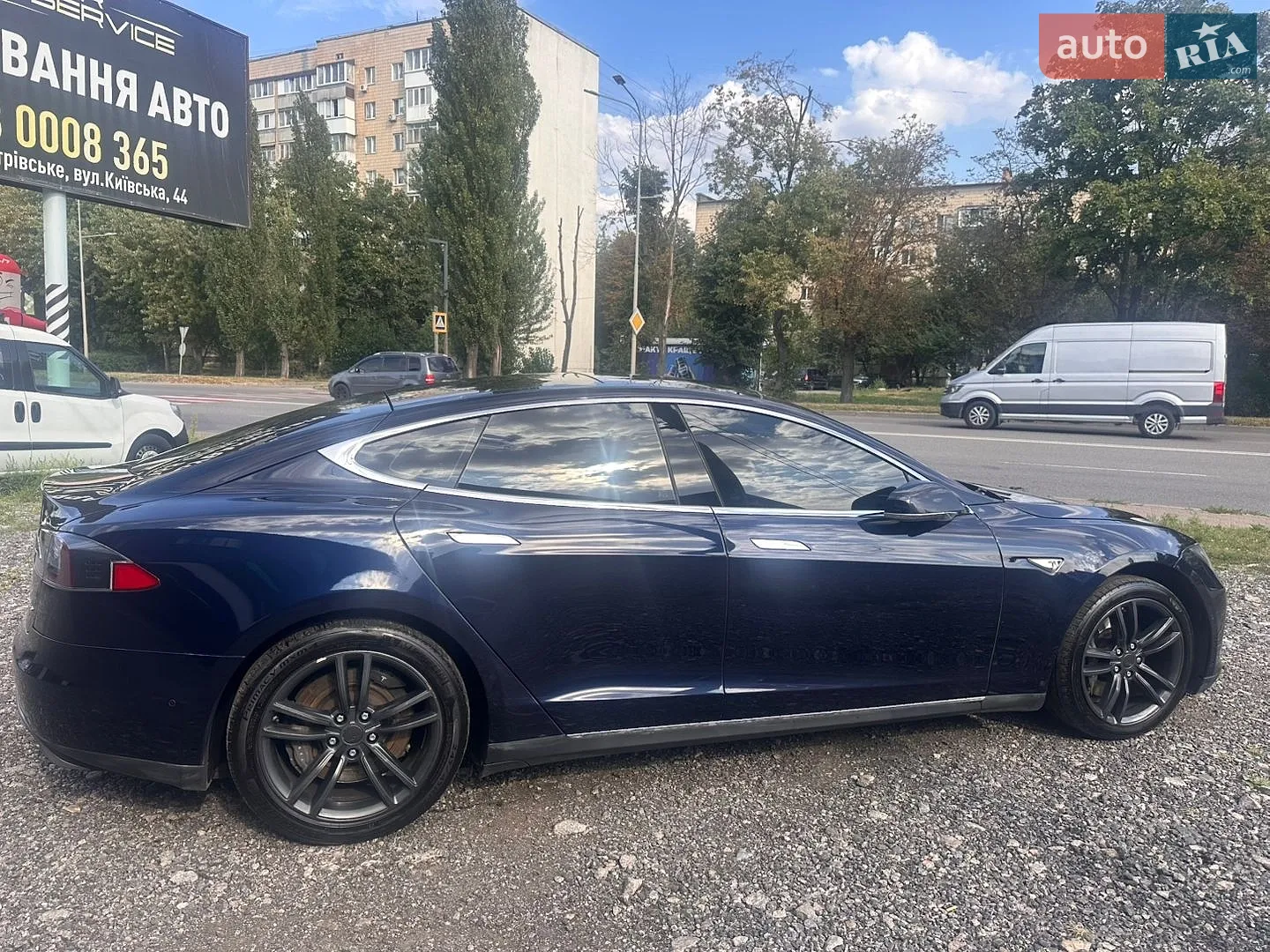 Tesla Model S, 2015