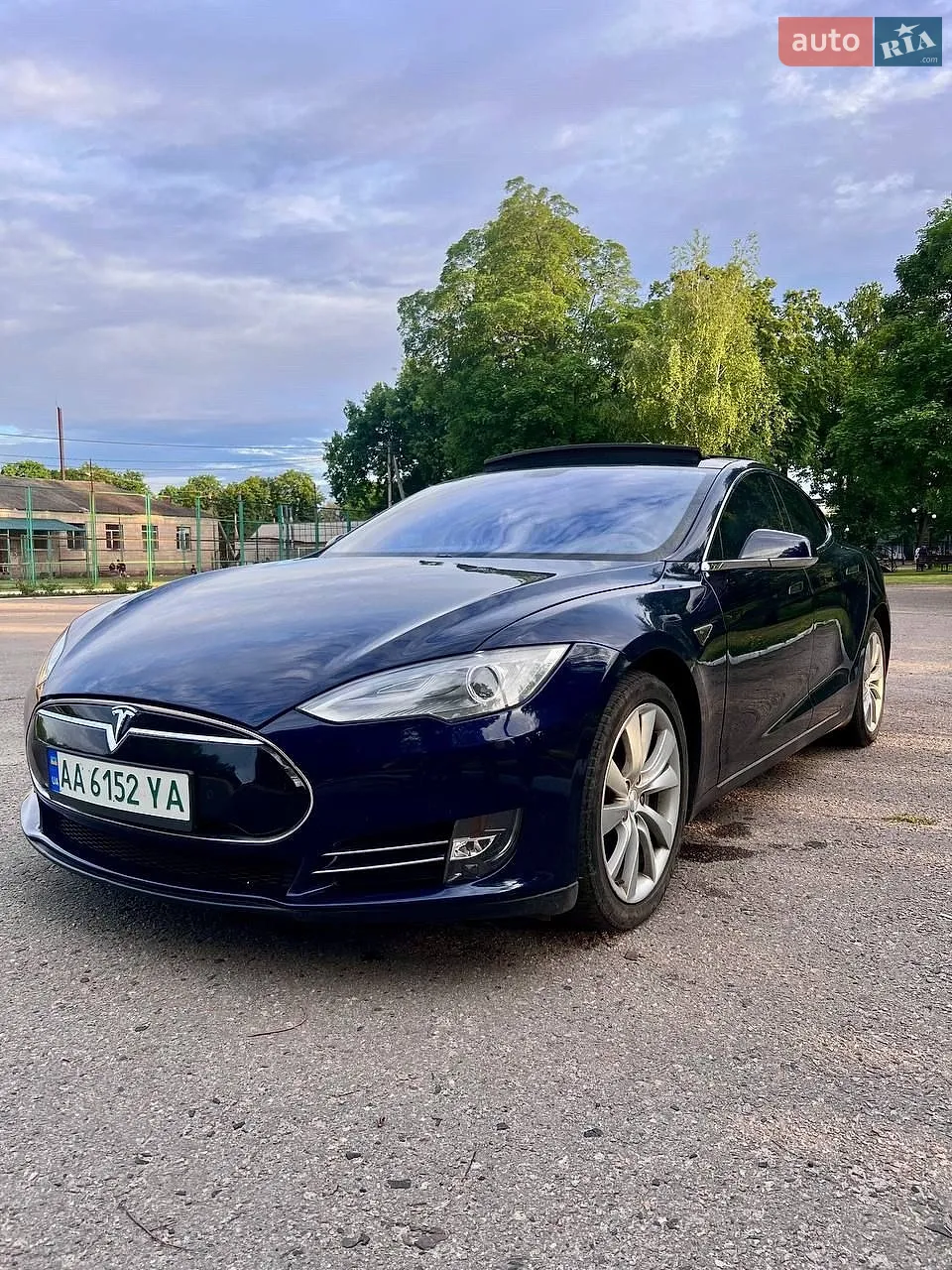 Tesla Model S, 2014