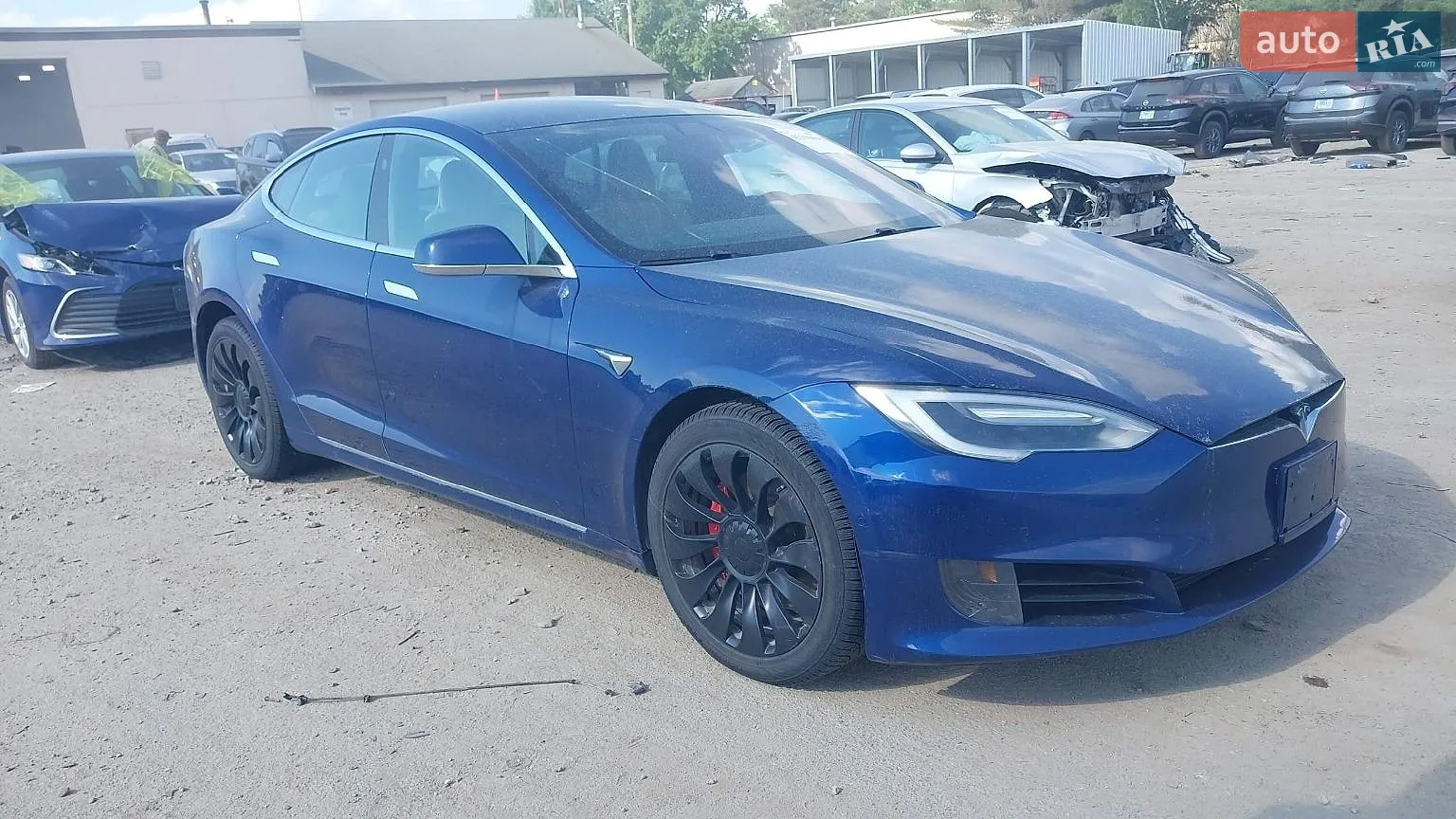 Tesla Model S, 2016
