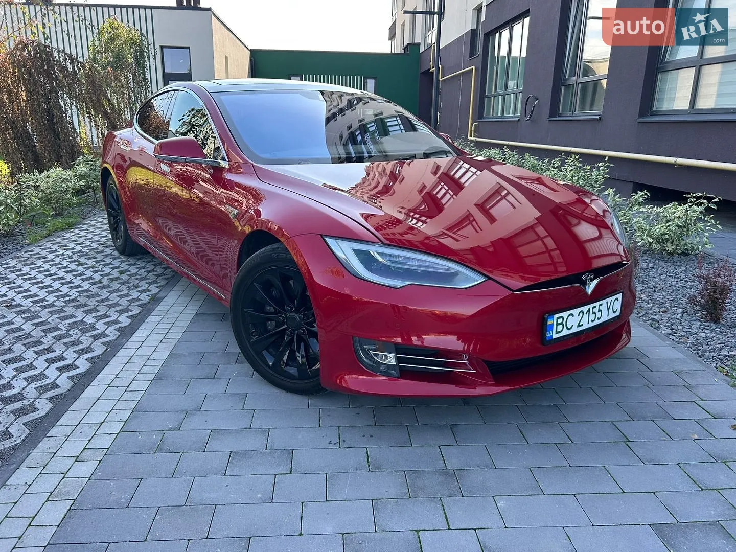 Tesla Model S, 2016