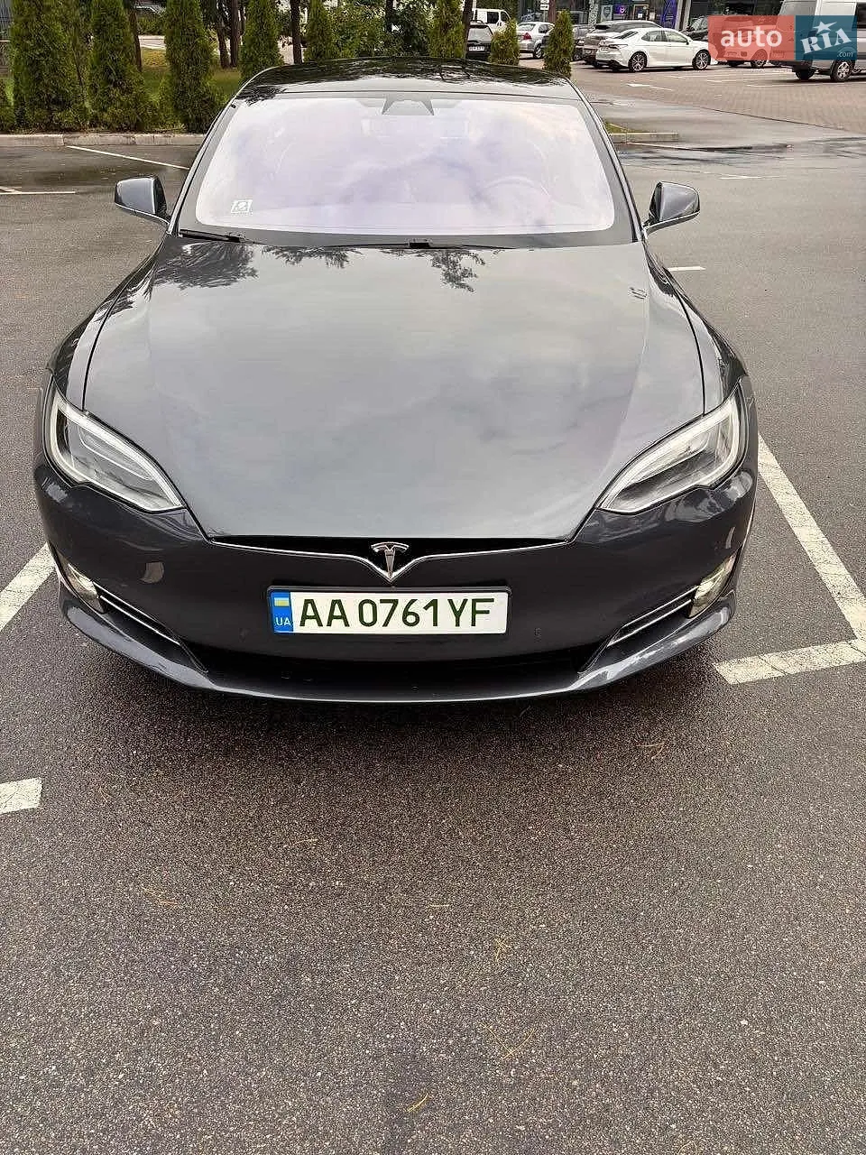 Tesla Model S, 2020