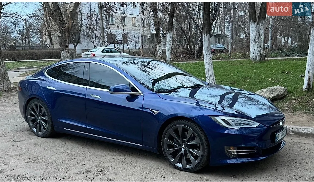 Tesla Model S, 2019