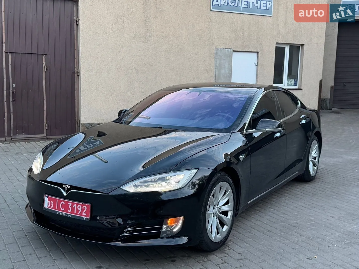 Tesla Model S, 2017